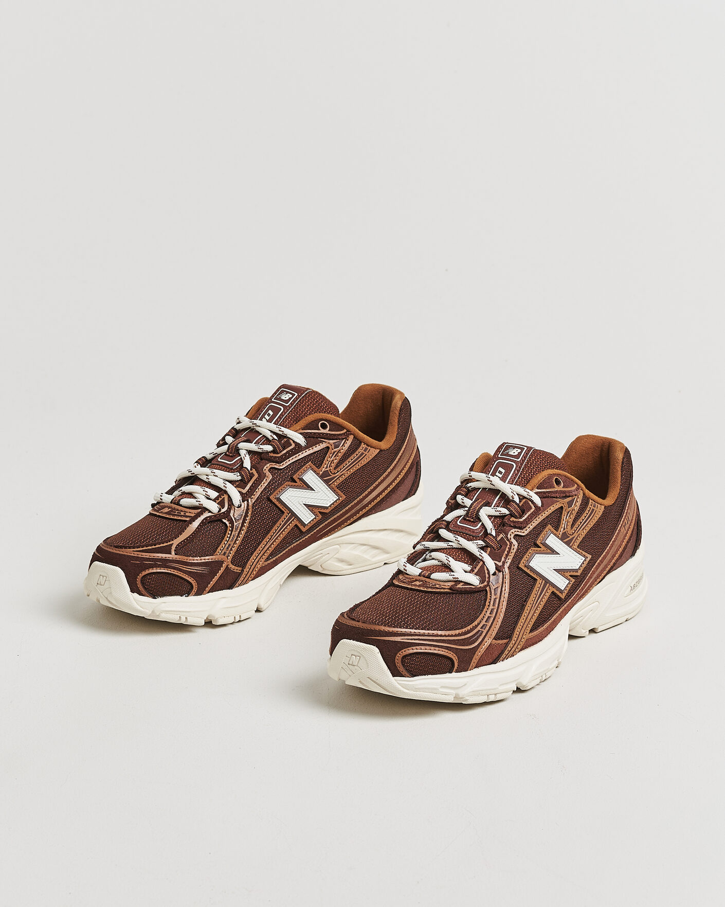 Mies | Tennarit | New Balance | 740 Sneakers Pumpernickel