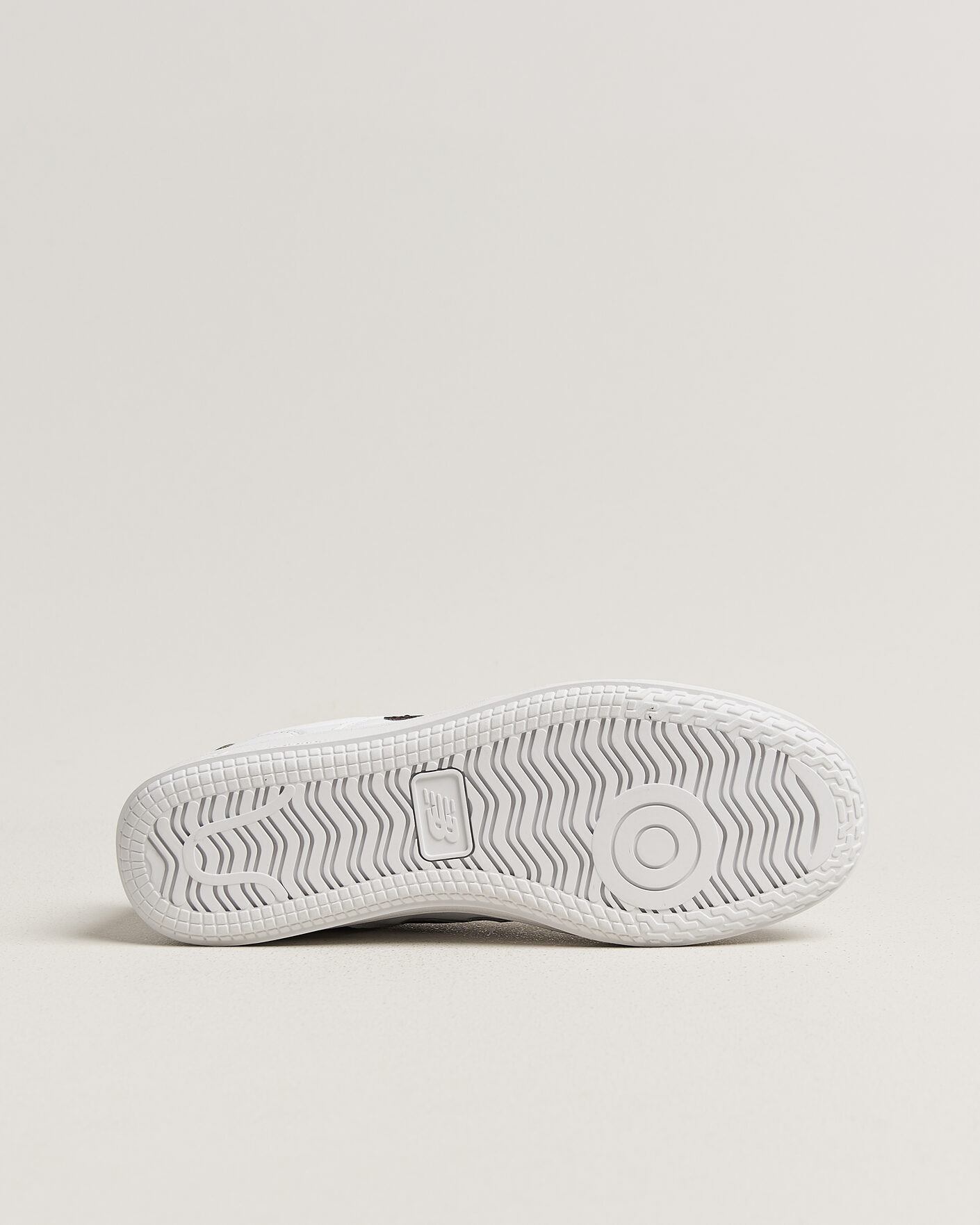 Mies | Tennarit | New Balance | T500 Sneakers White/Cherry