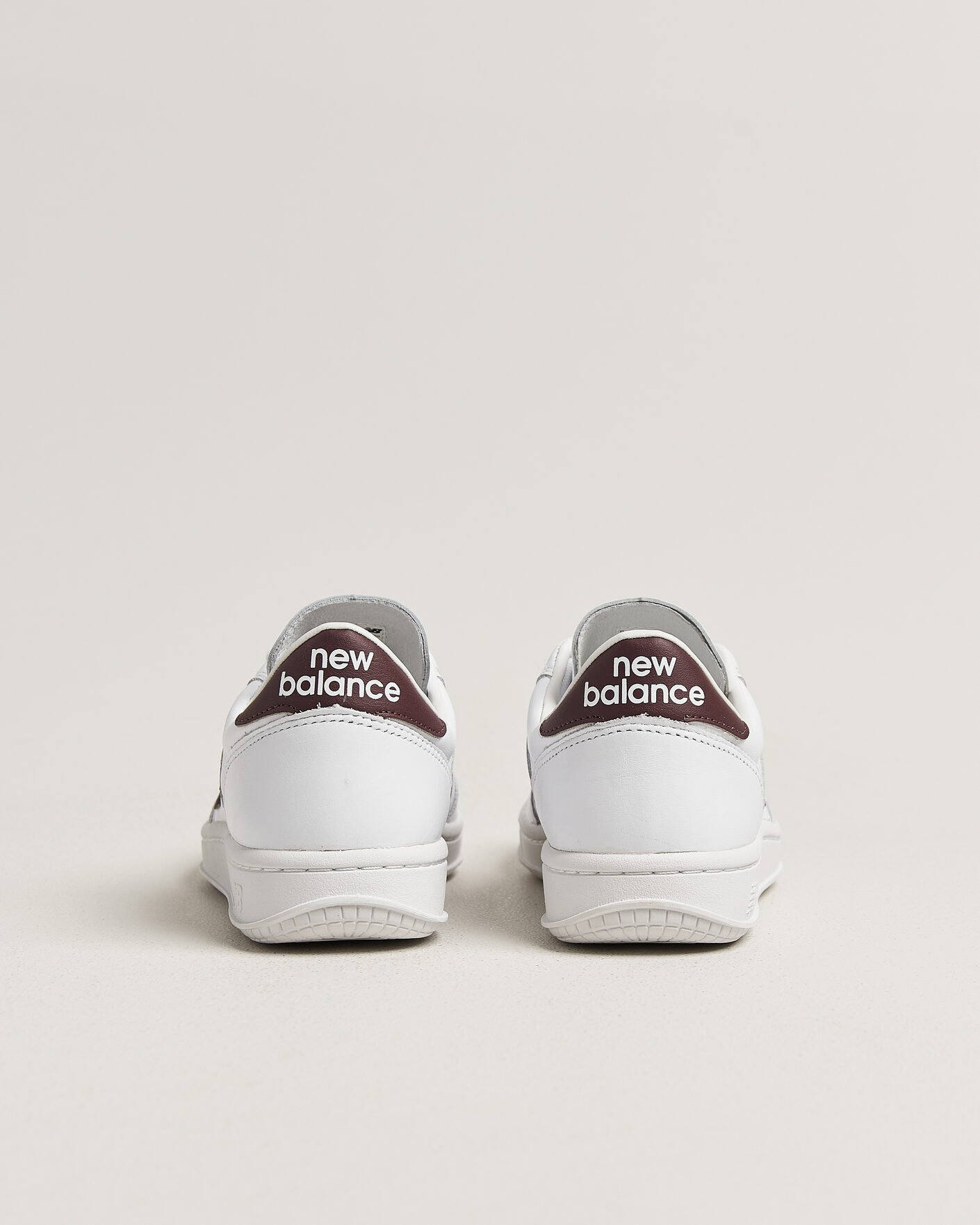 Mies | Tennarit | New Balance | T500 Sneakers White/Cherry