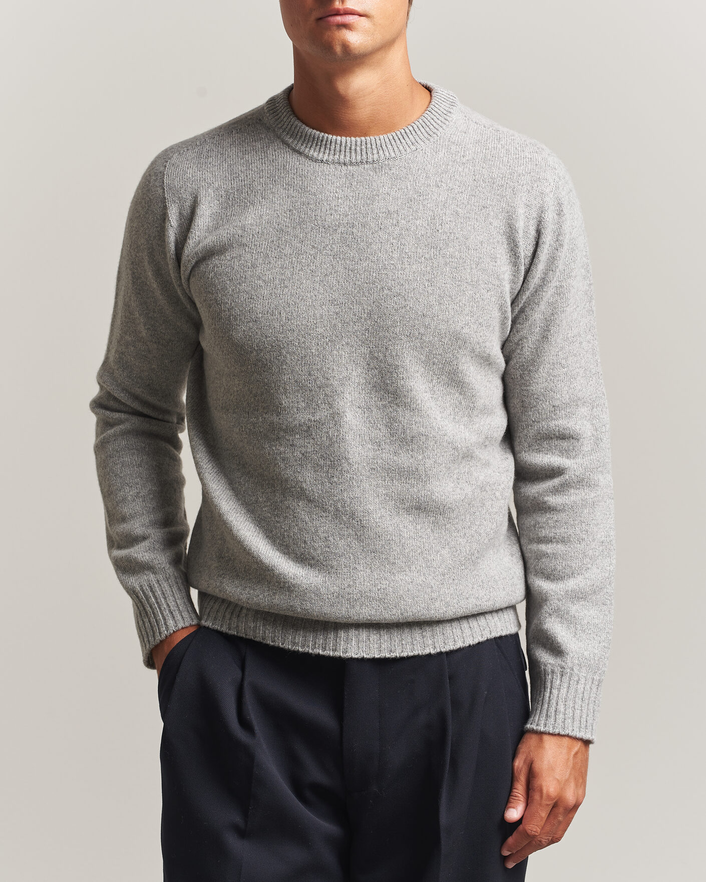 Mies | Puserot | Altea | Wool/Cashmere Crew Neck Pullover Light Grey