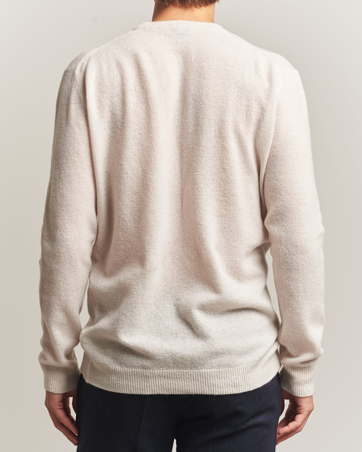 Mies | Puserot | Altea | Cloud Cashmere Blend Sweater Latte