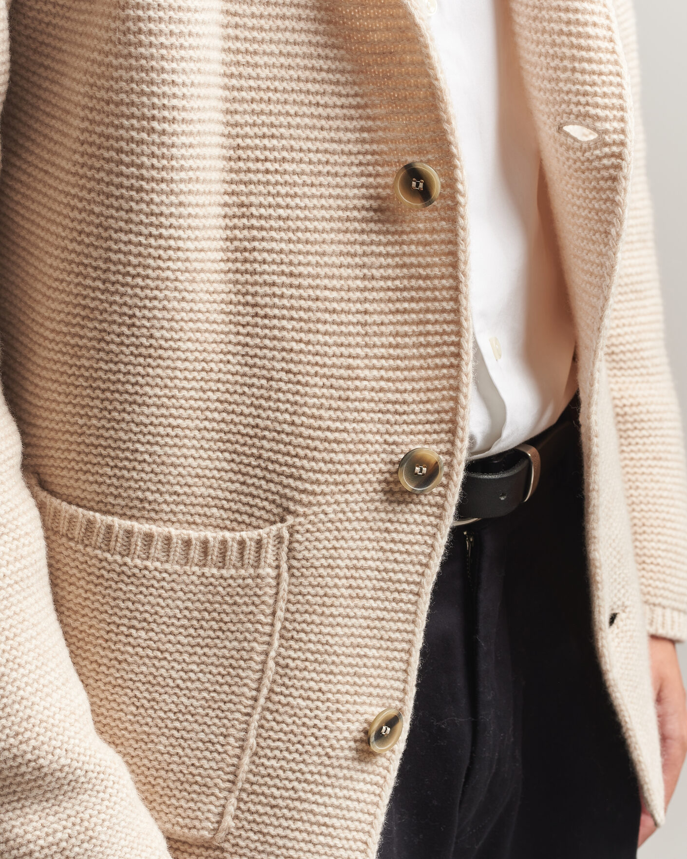 Mies | Puserot | Altea | Wool Cardigan Jacket Beige