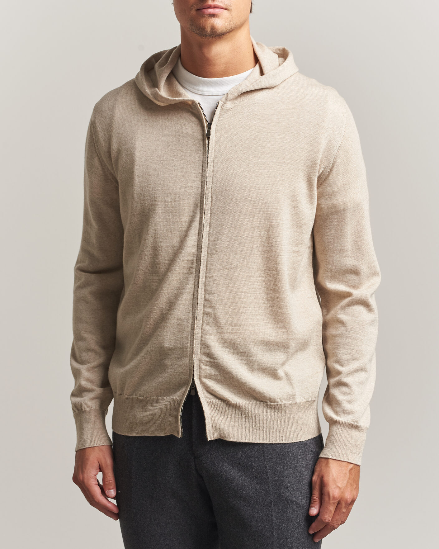 Mies | Puserot | Altea | Merino Wool Cardigan Beige