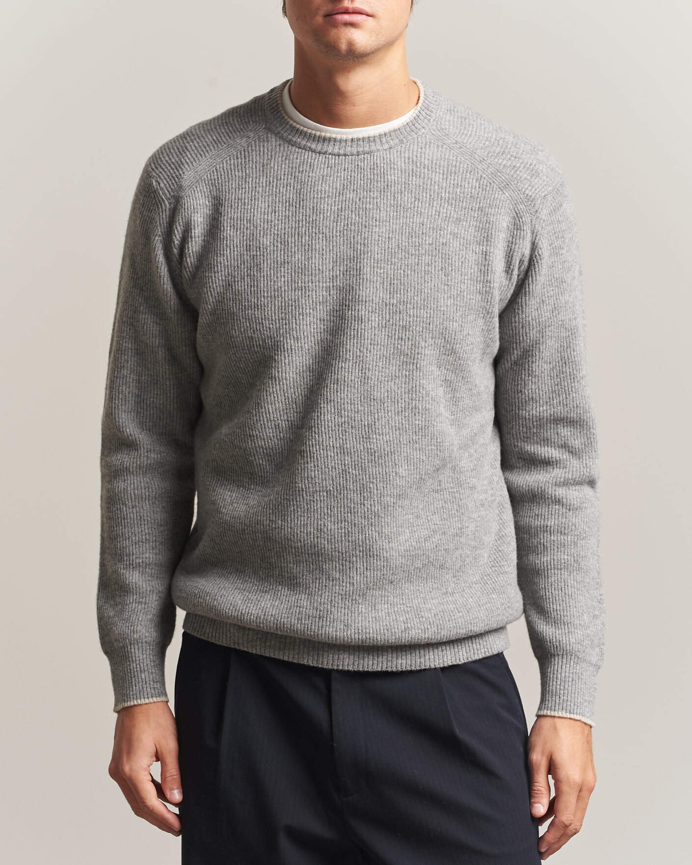 Mies | Puserot | Altea | Rib Wool Raglan Sweater Light Grey