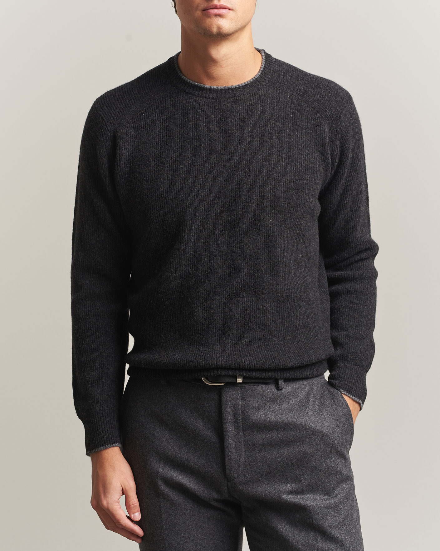 Mies | Puserot | Altea | Rib Wool Raglan Sweater Charcoal