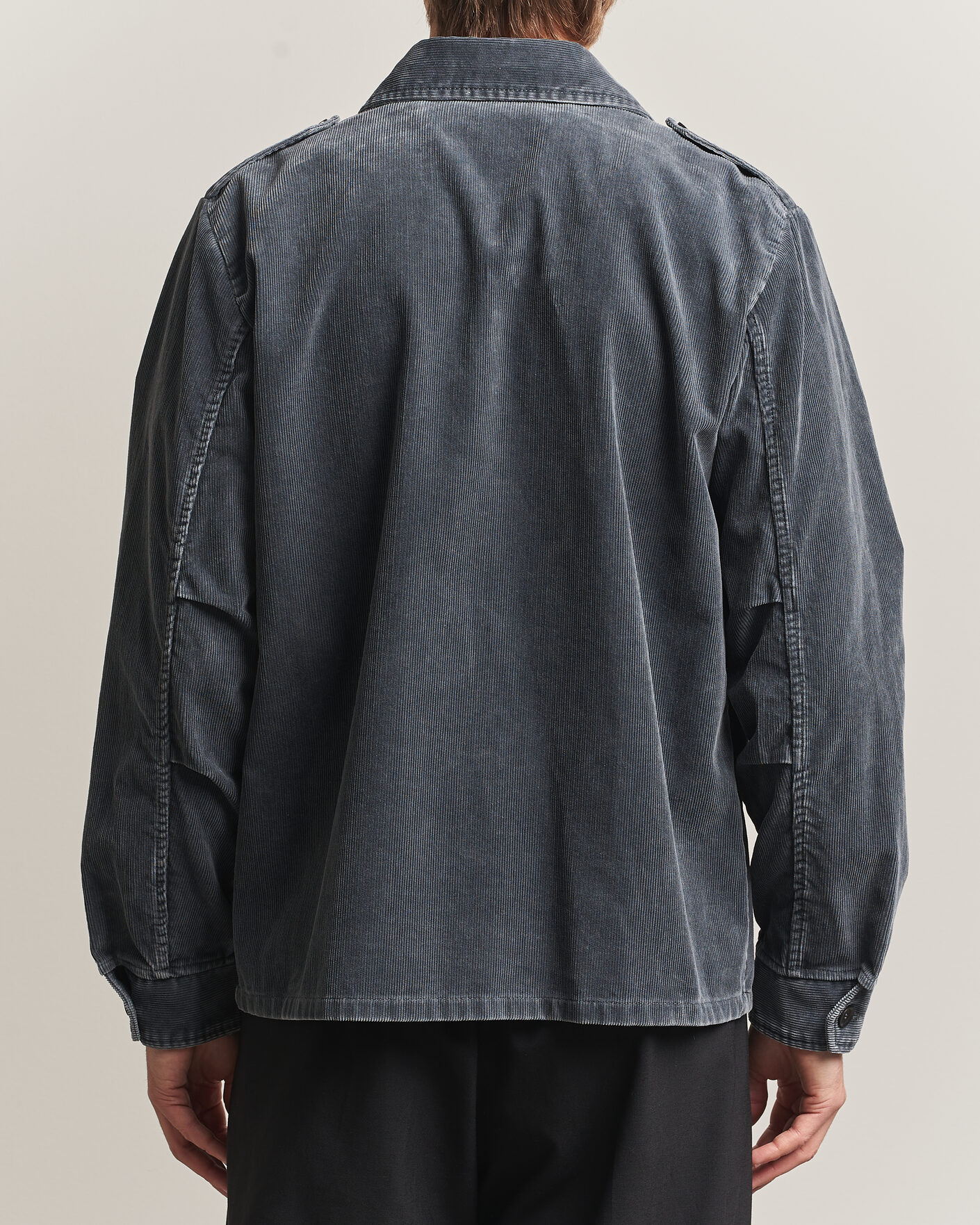 Mies | Kauluspaidat | Aspesi | Double Pocket Corduroy Overshirt Washed Black
