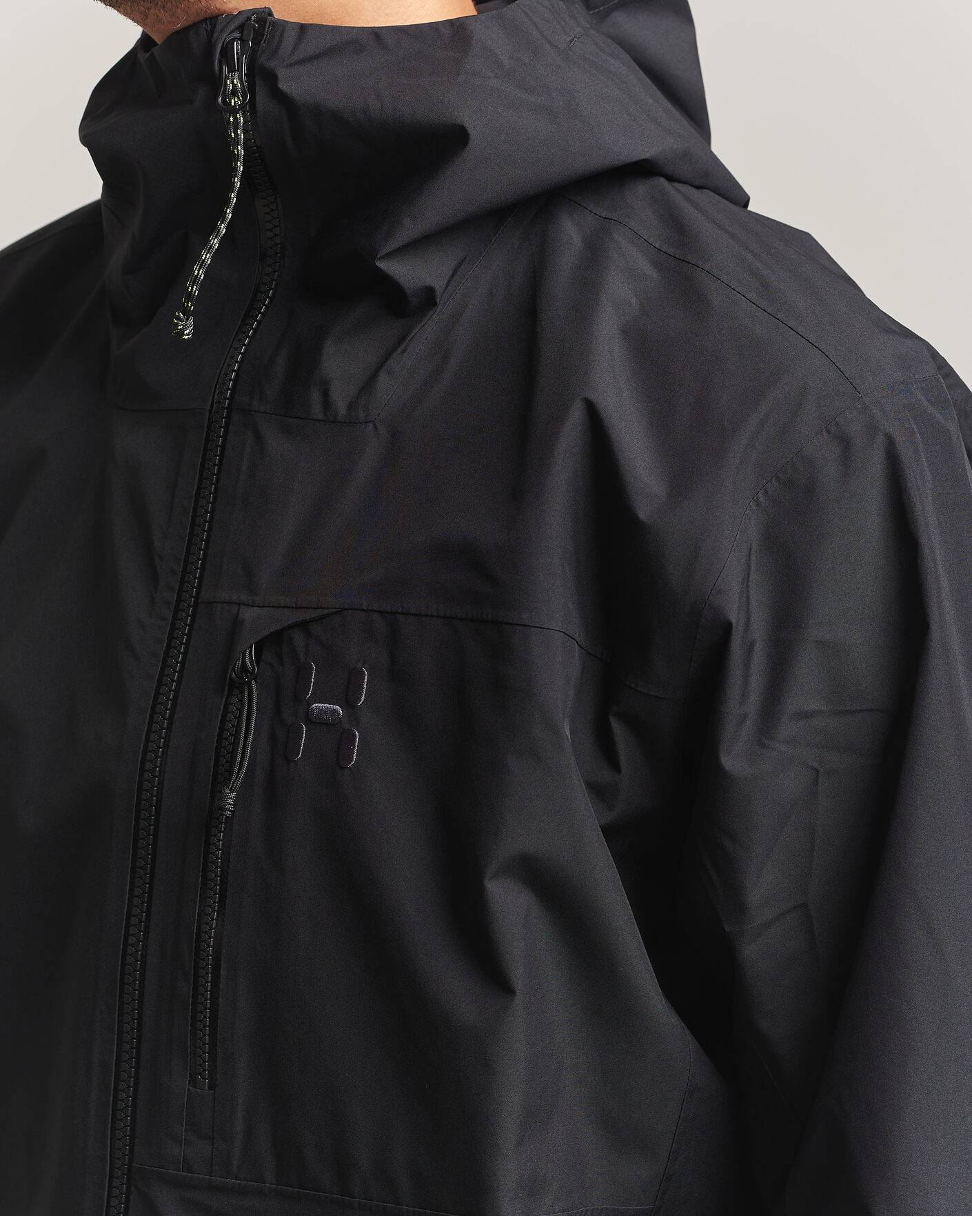 Mies | Takit | Haglöfs | Alert GORE-TEX Jacket True Black