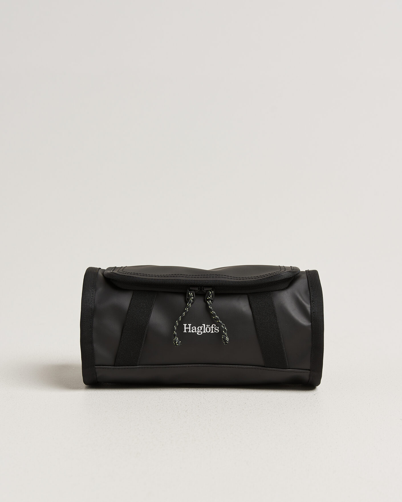 Mies | Laukut | Haglöfs | Lava Travel Tube True Black