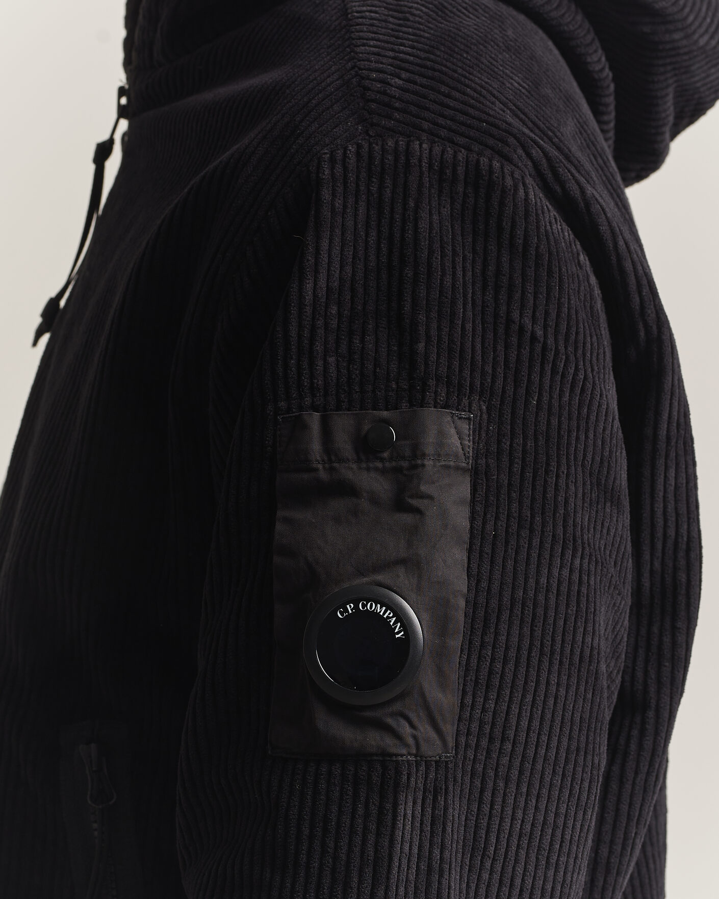 Mies | Takit | C.P. Company | Light Padded Hood Corduroy Jacket Black