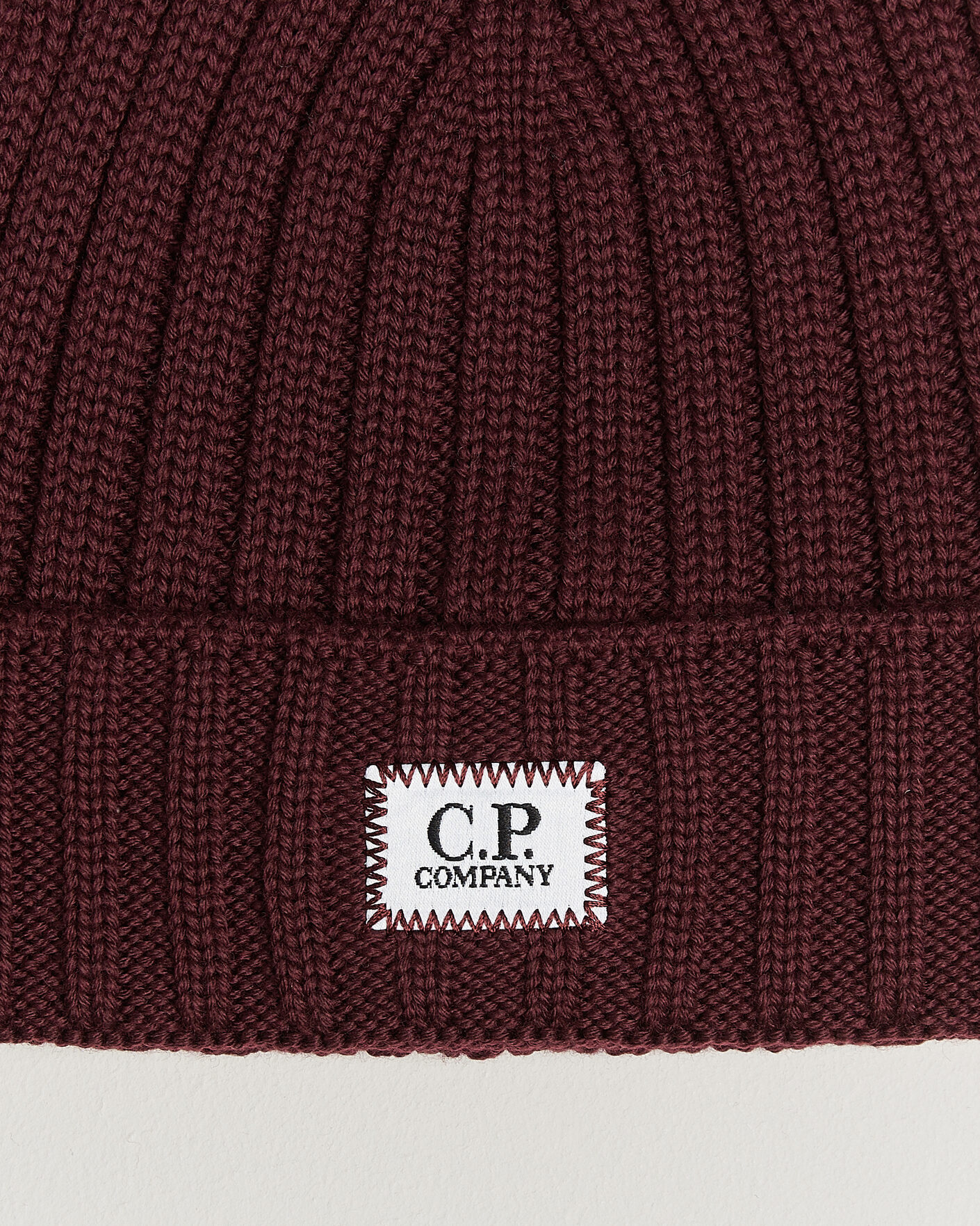 Mies | Pipot | C.P. Company | Extra Fine Merino Rib Knitted Hat Burgundy