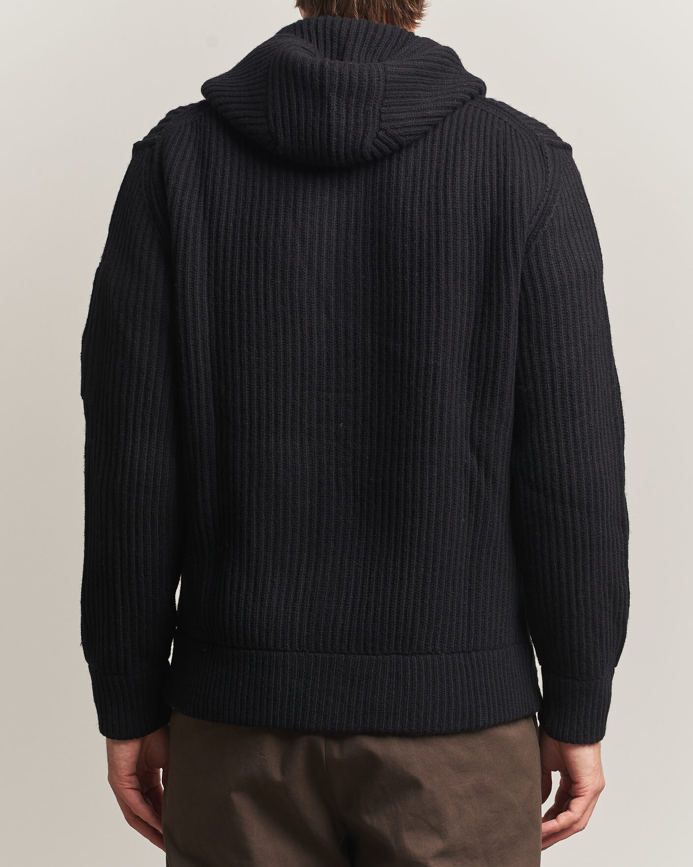 Mies | Puserot | C.P. Company | Heavy Lambswool Hood Zip Black