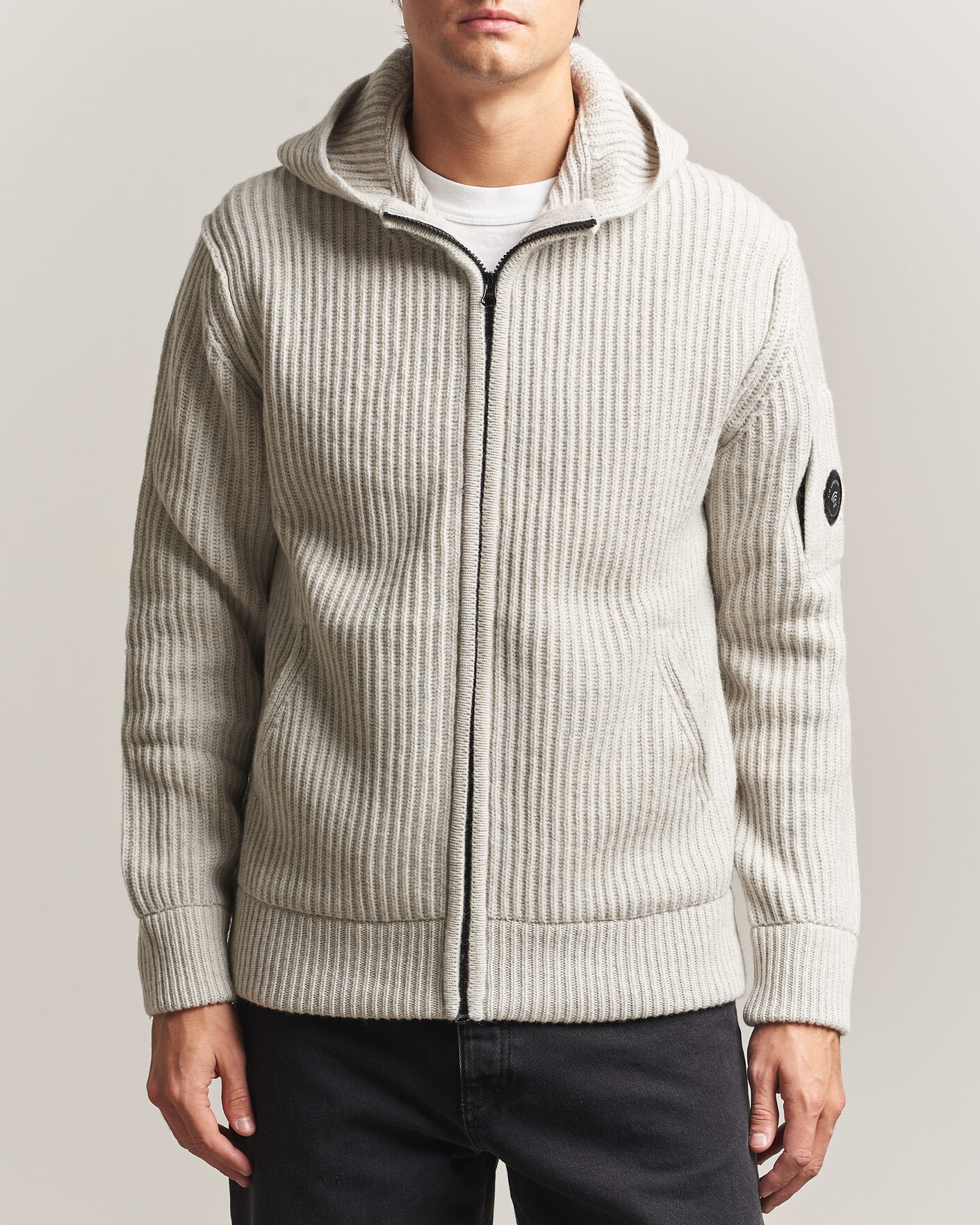 Mies | Puserot | C.P. Company | Heavy Lambswool Hood Zip Light Grey