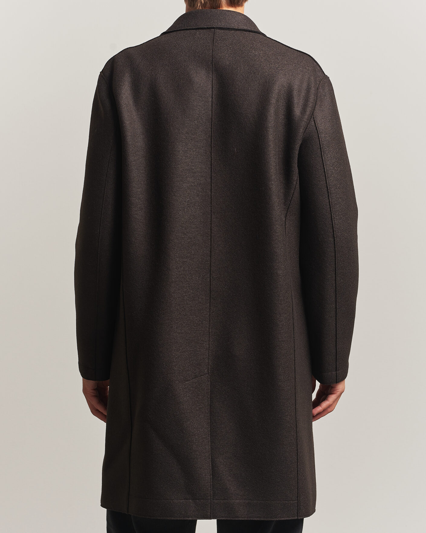 Mies | Takit | Harris Wharf London | Pressed Wool Mac Coat Dark Brown