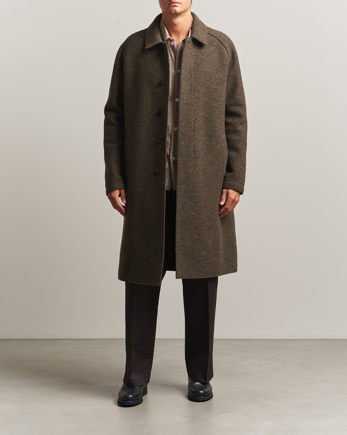 Mies | Takit | Harris Wharf London | Boiled Wool Fly Front Balmacan Coat Brown/Green