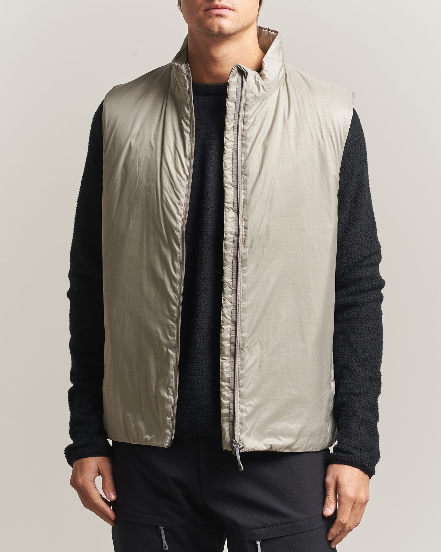 Mies | Ulkoliivit | Houdini | Dunfri Primaloft Padded Vest Sandstorm