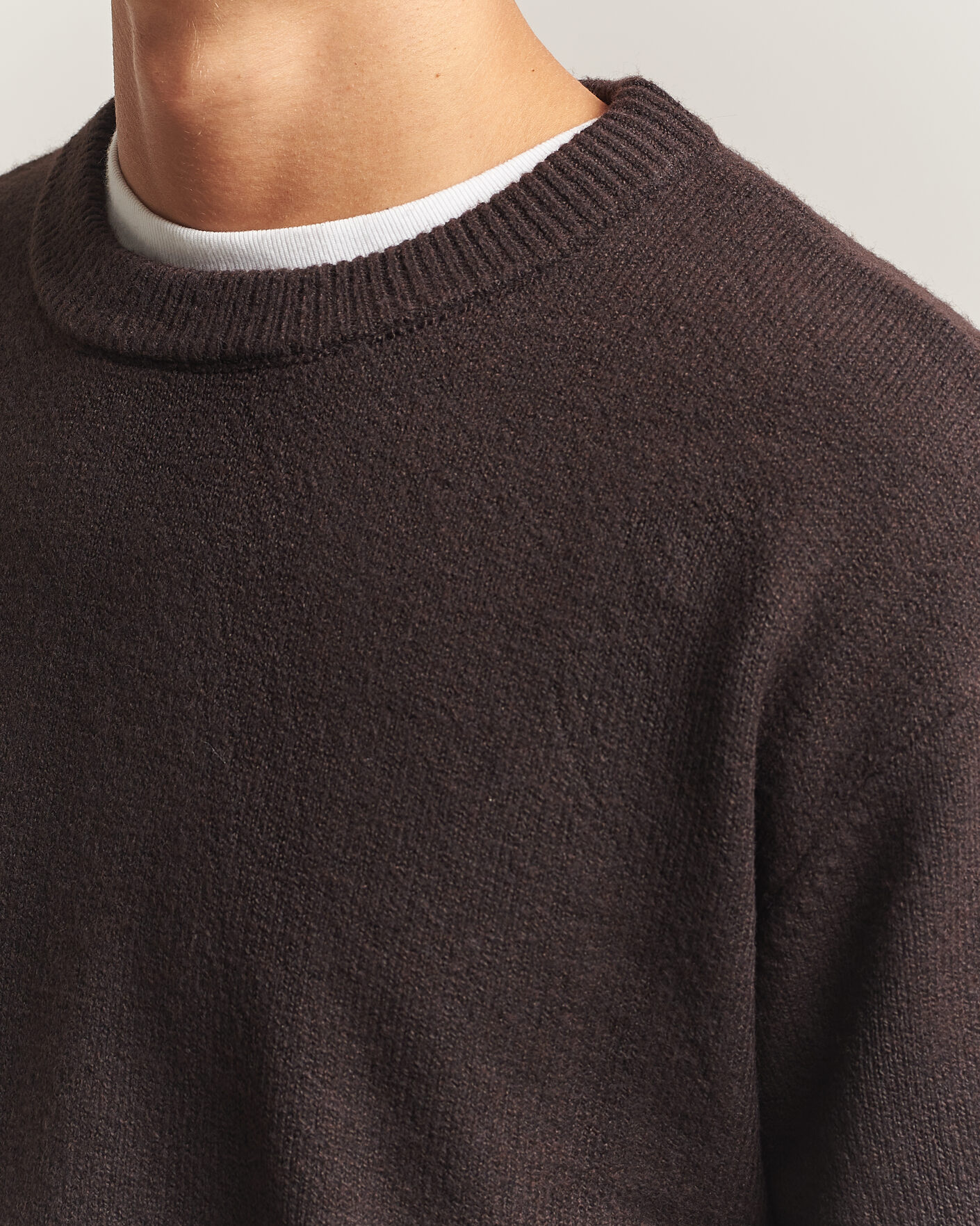 Mies | Puserot | KnowledgeCotton Apparel | Knitted Crewneck Chocolate Tort