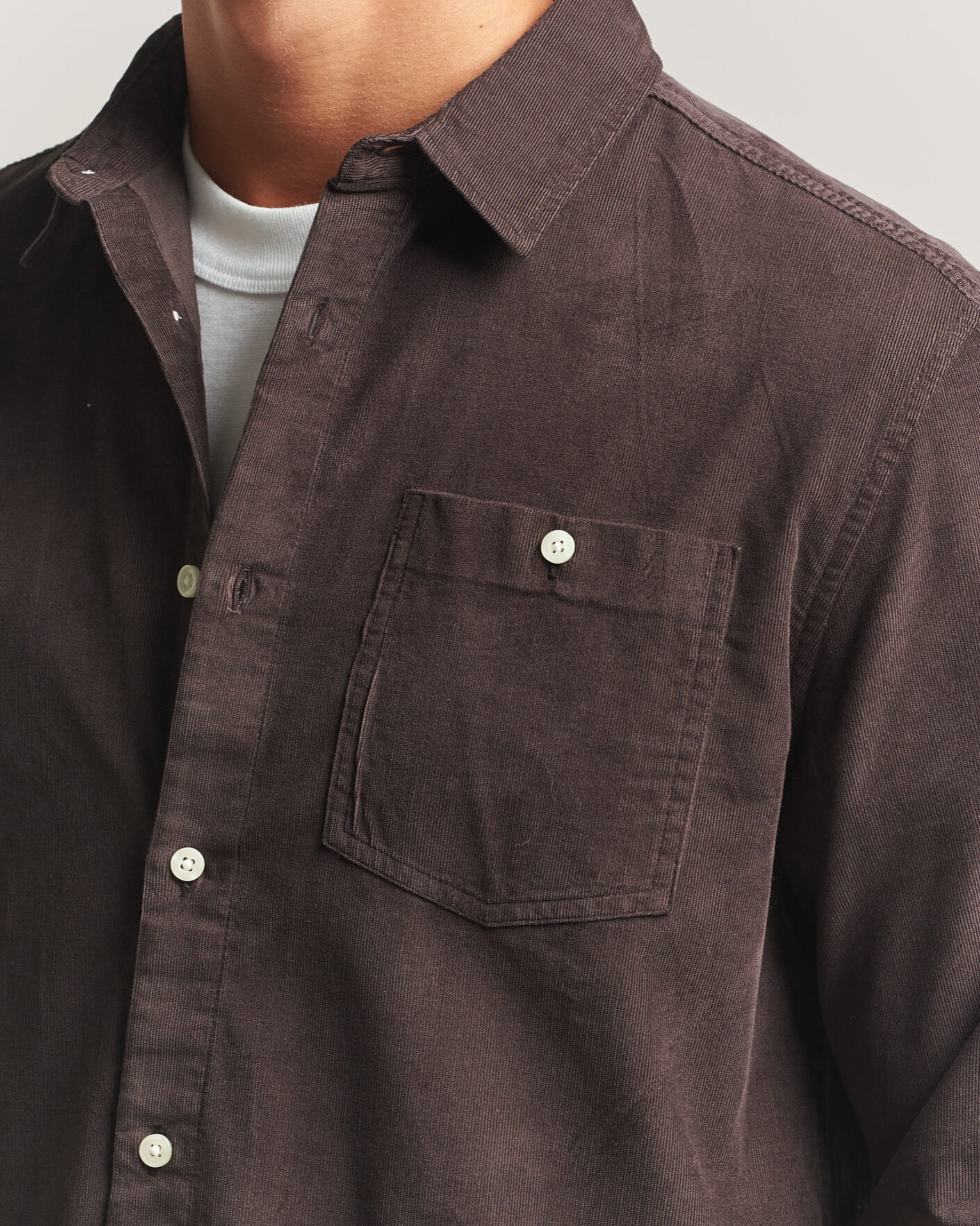 Mies | Kauluspaidat | KnowledgeCotton Apparel | Regular Fit Cord Shirt Chocolate
