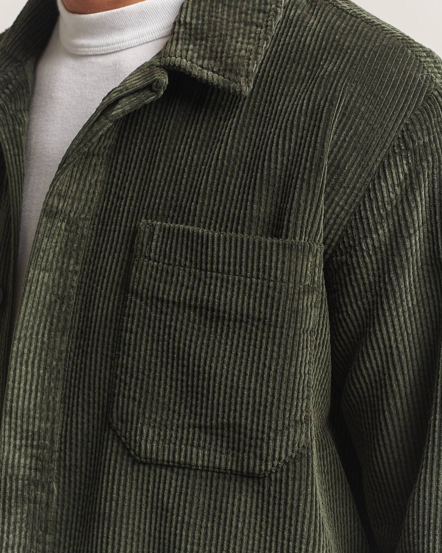 Mies | Kauluspaidat | KnowledgeCotton Apparel | Cotton Corduroy Overshirt Forest Night