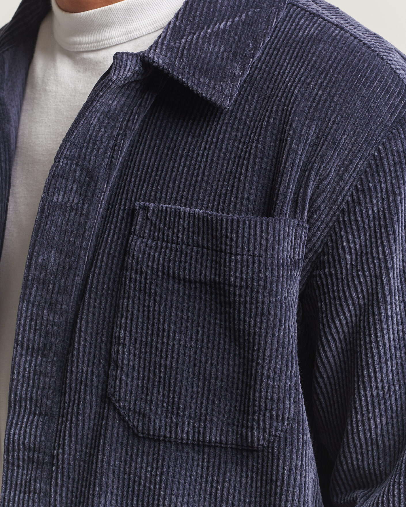 Mies | Kauluspaidat | KnowledgeCotton Apparel | Cotton Corduroy Overshirt Night Sky