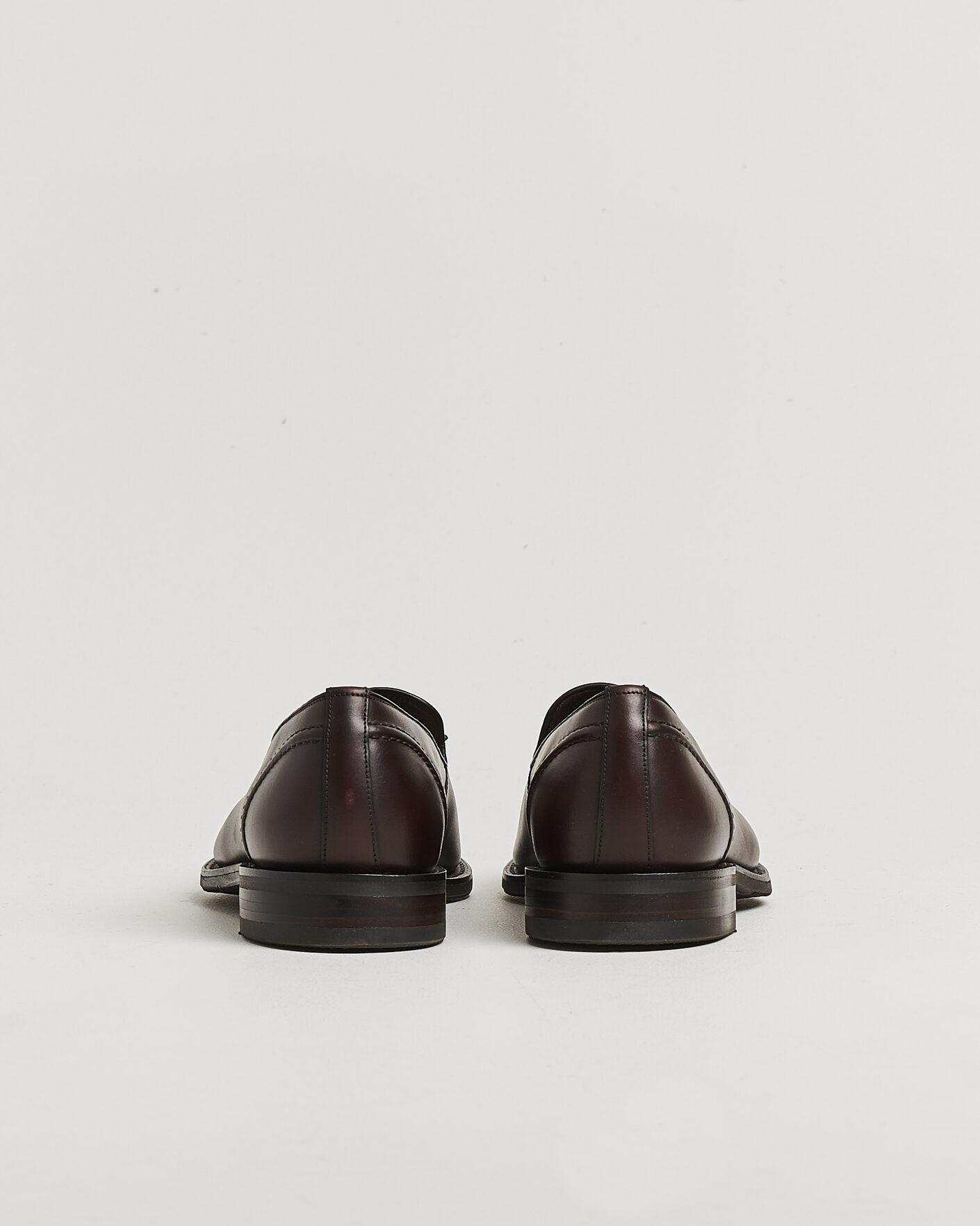 Mies | Loaferit | Loake 1880 | Brunel Leather Tassel Loafer Dark Brown