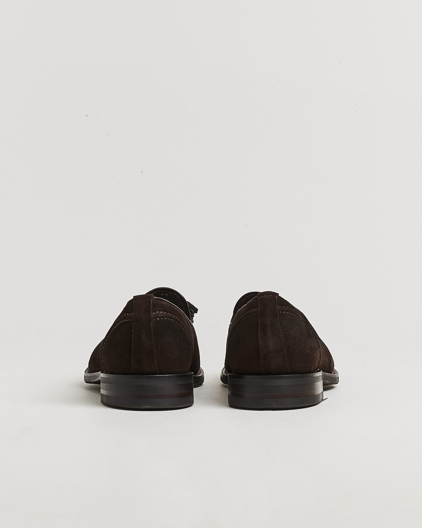 Mies | Loaferit | Loake 1880 | Brunel Suede Tassel Loafer Dark Brown