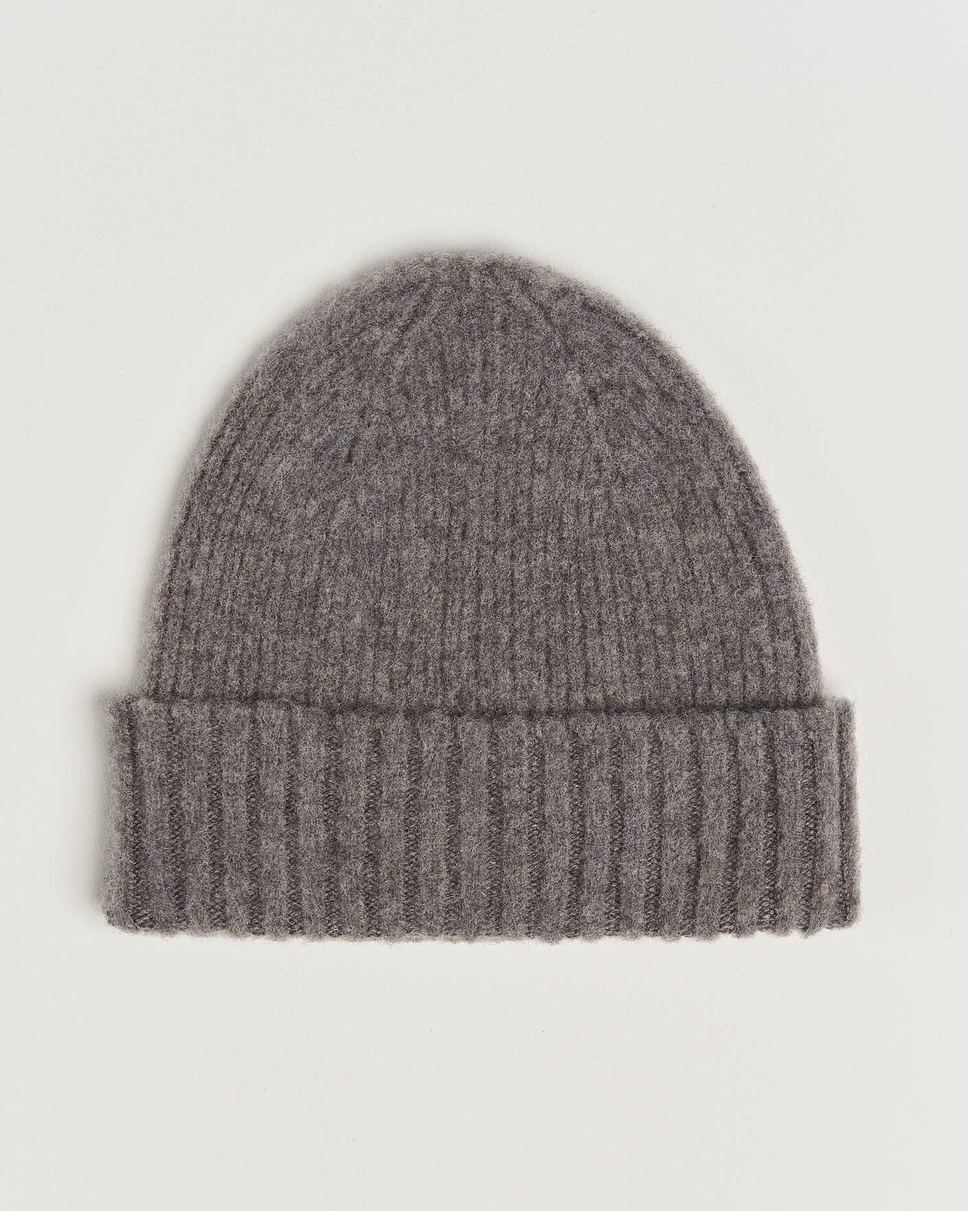 Mies | Pipot | Robert Mackie | Rona Ribbed Shaggy Lambswool Beanie Light Brown