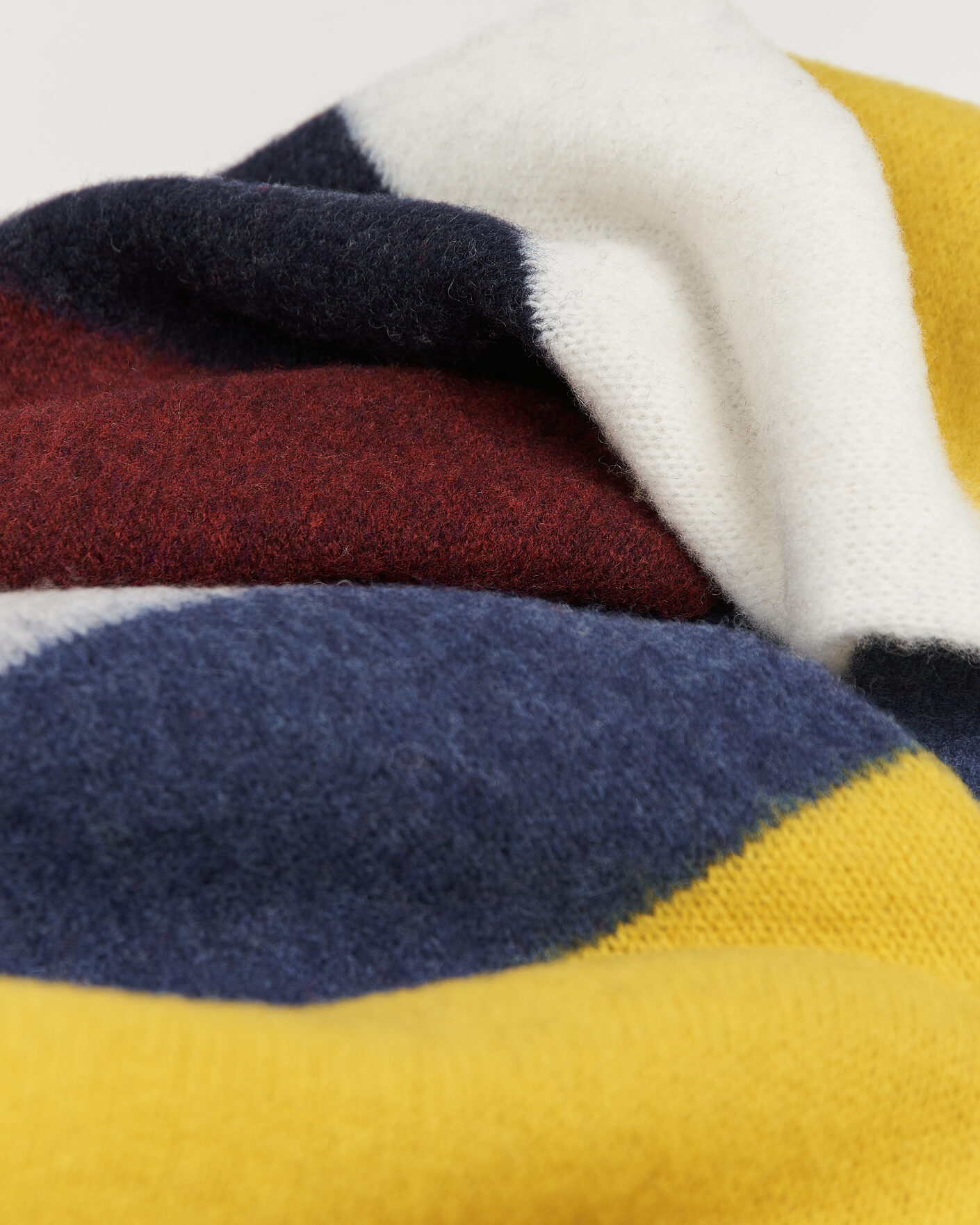 Mies | Kaulaliinat | Robert Mackie | Rona Ribbed Shaggy Lambswool Scarf Yellow/Grey/Blue Mix