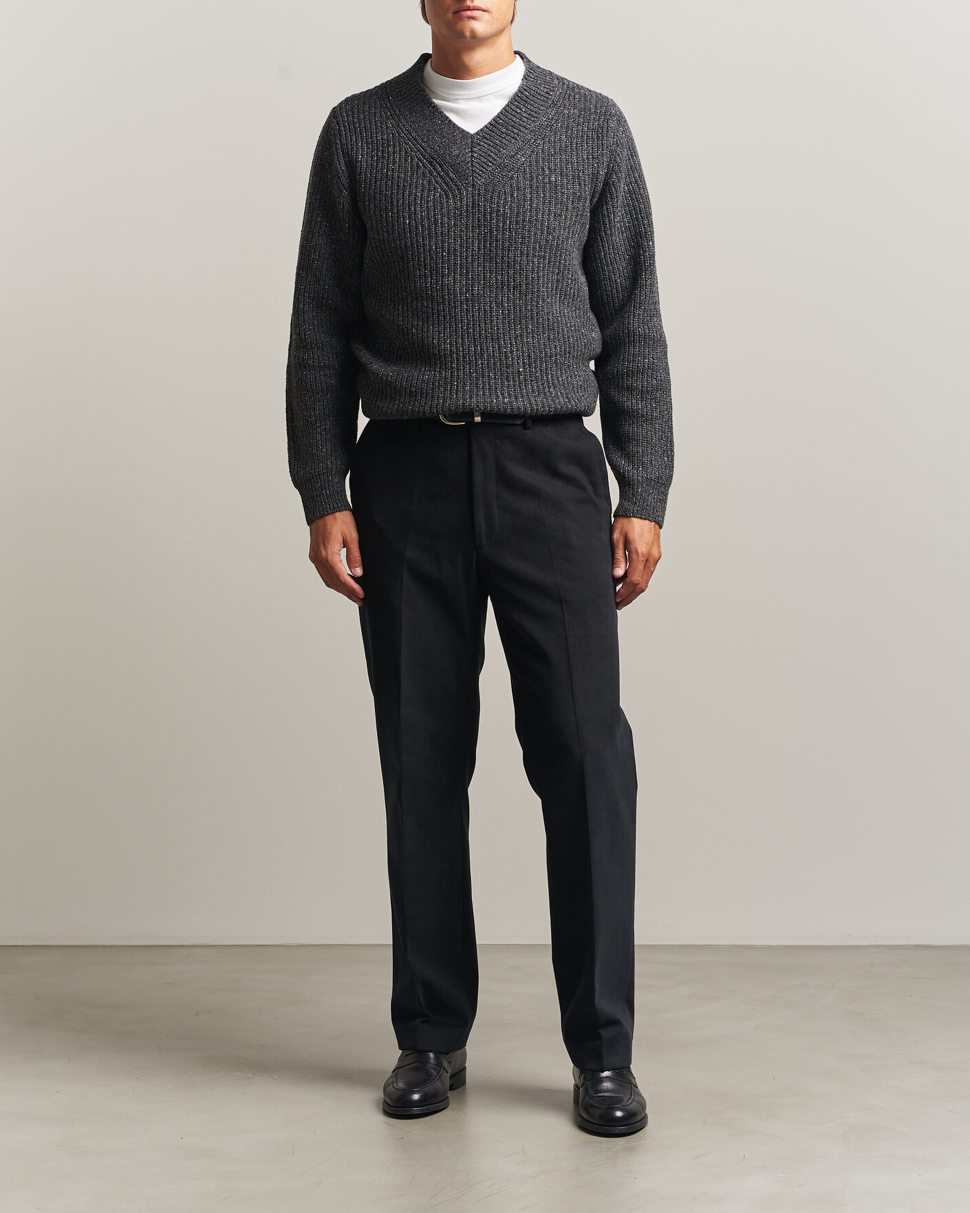 Mies | Puserot | Morgano | Fisherman Ribb Donegal Knitted V-Neck Dark Grey