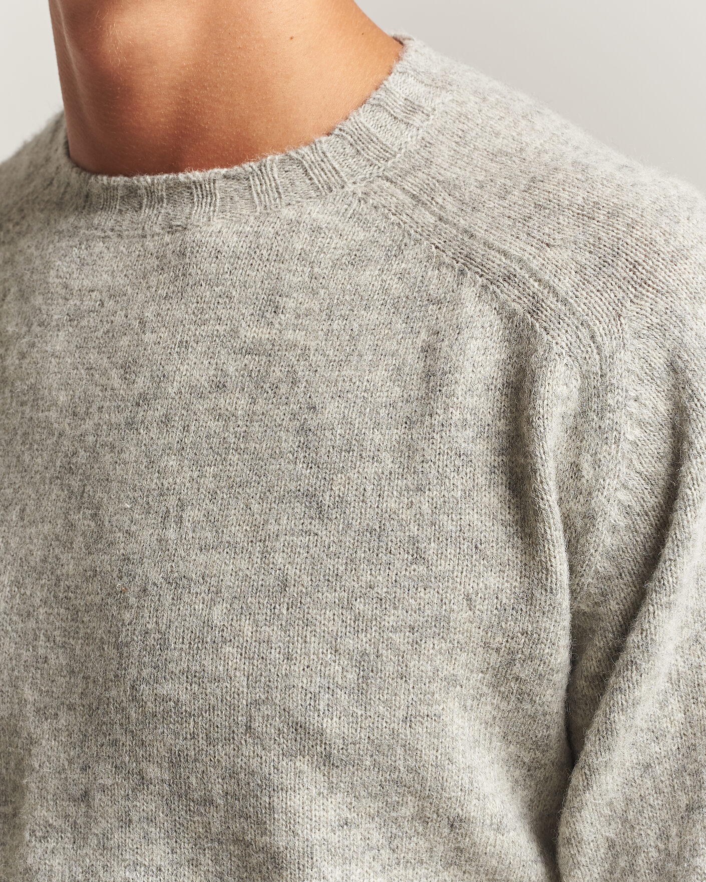 Mies | Puserot | Morgano | Brushed Wool Crewneck Grey