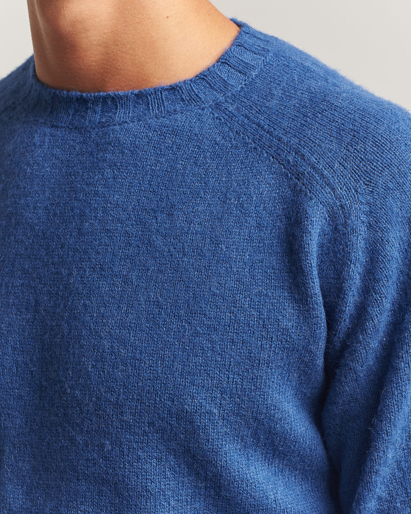 Mies | Puserot | Morgano | Brushed Wool Crewneck High Blue