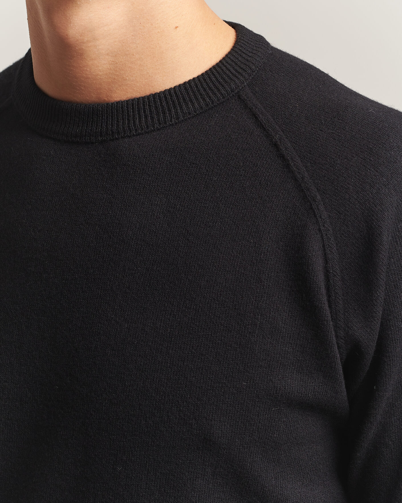 Mies | Puserot | Morgano | Wool/Cashmere Raglan Crew Black
