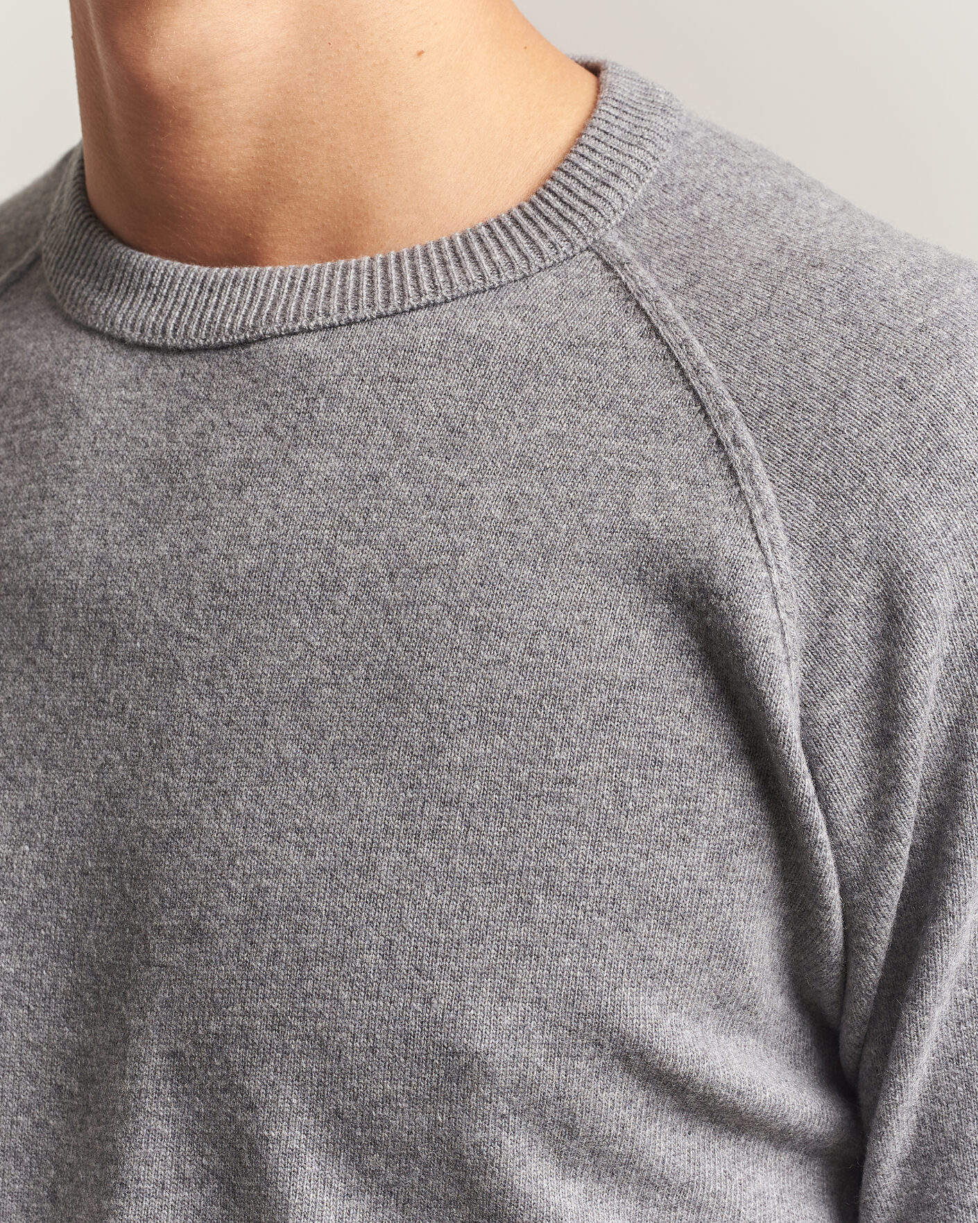 Mies | Puserot | Morgano | Wool/Cashmere Raglan Crew Grey