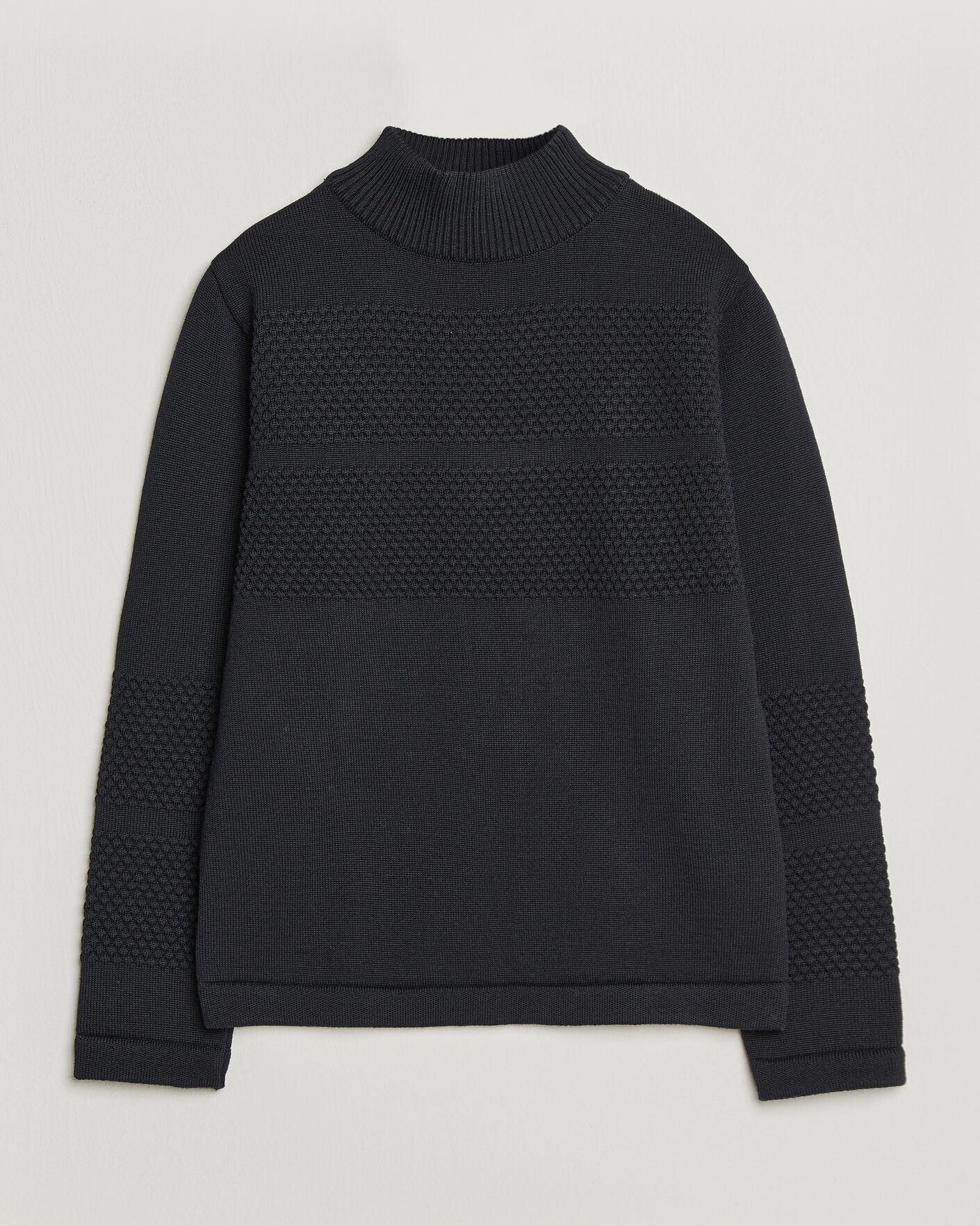 Mies | Puserot | S.N.S. Herning | Fisherman High Neck Navy Blue