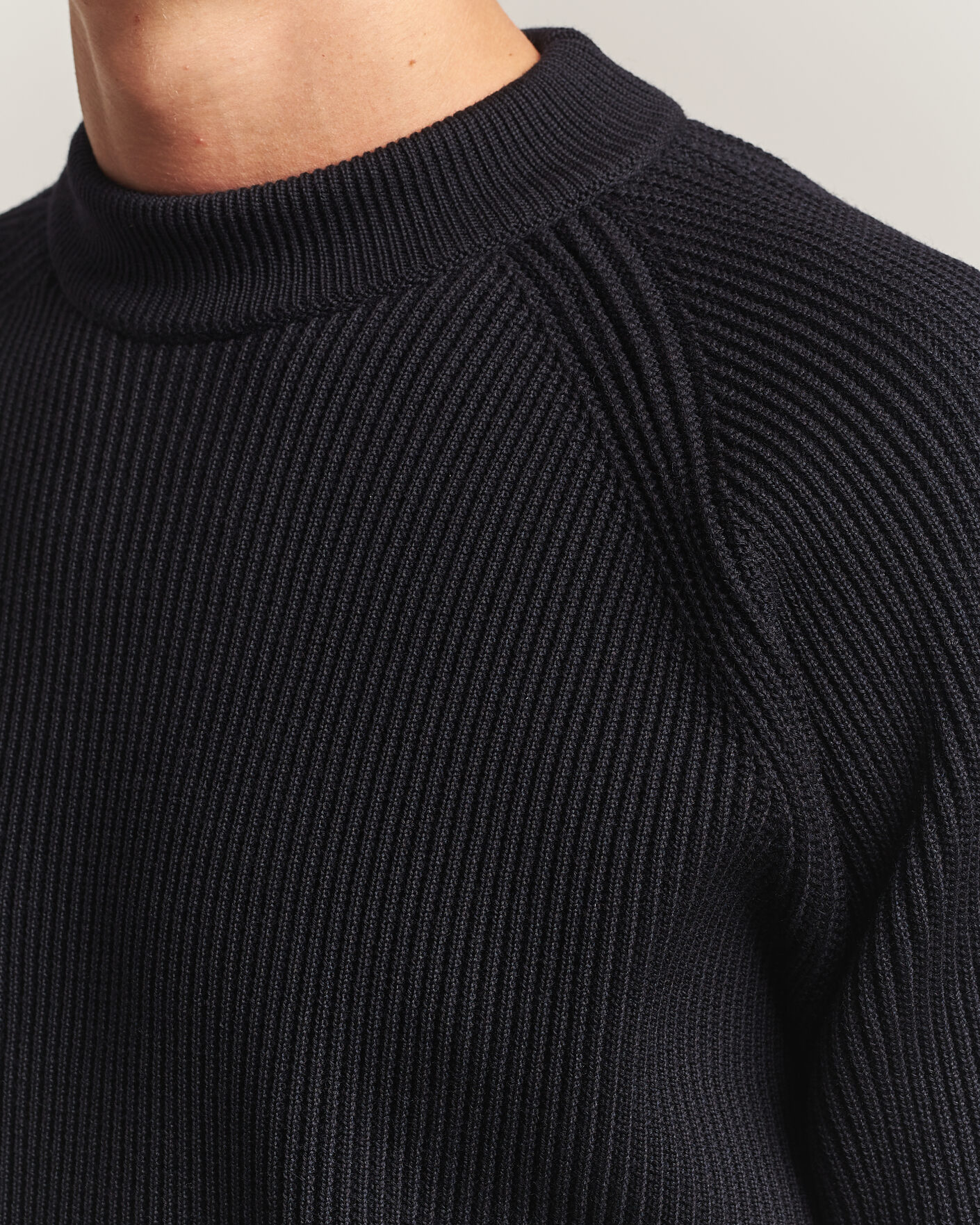 Mies | Puserot | S.N.S. Herning | Render Mock Neck Navy Blue