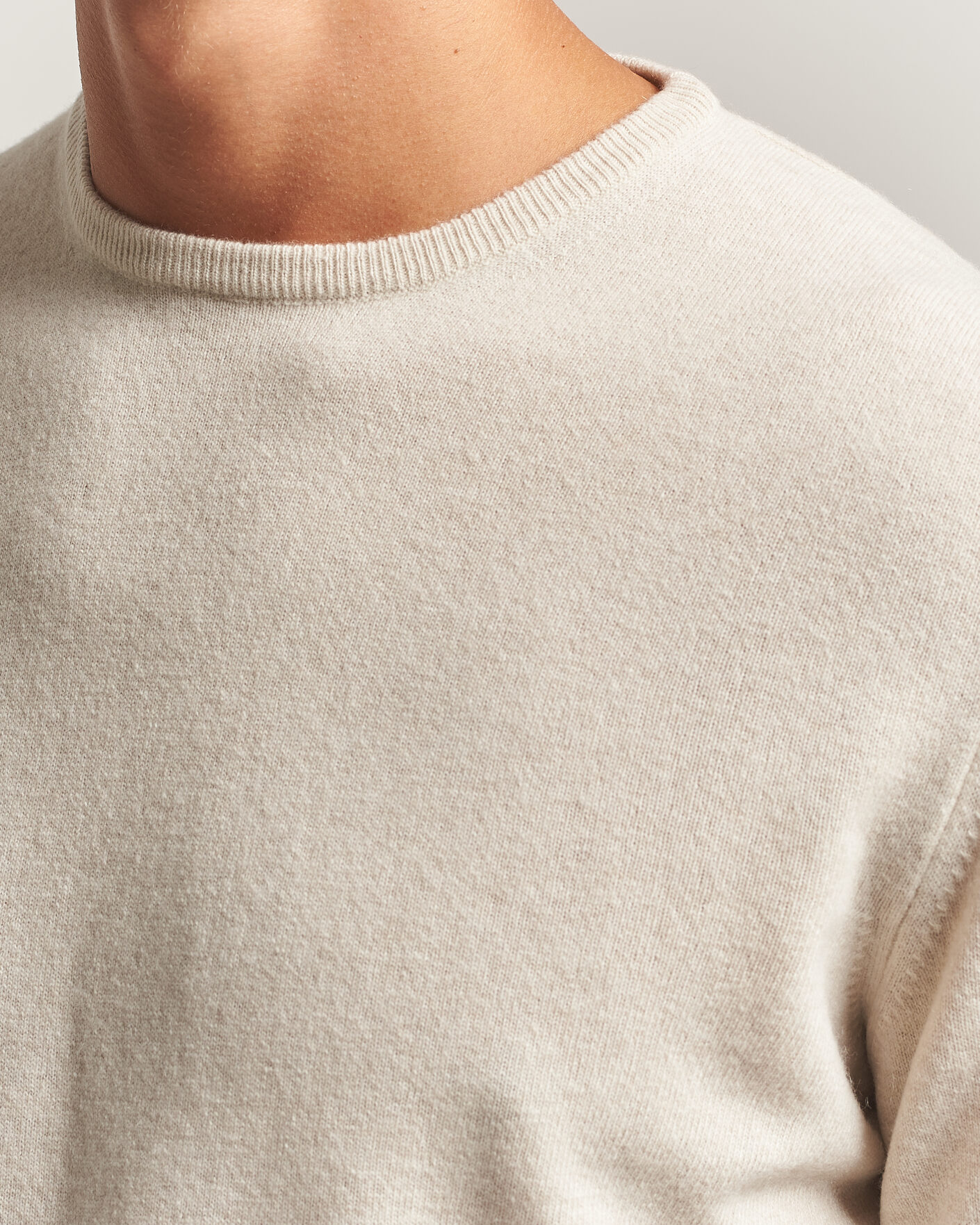 Mies | Puserot | Morgano | Wool/Cashmere Crewneck Beige