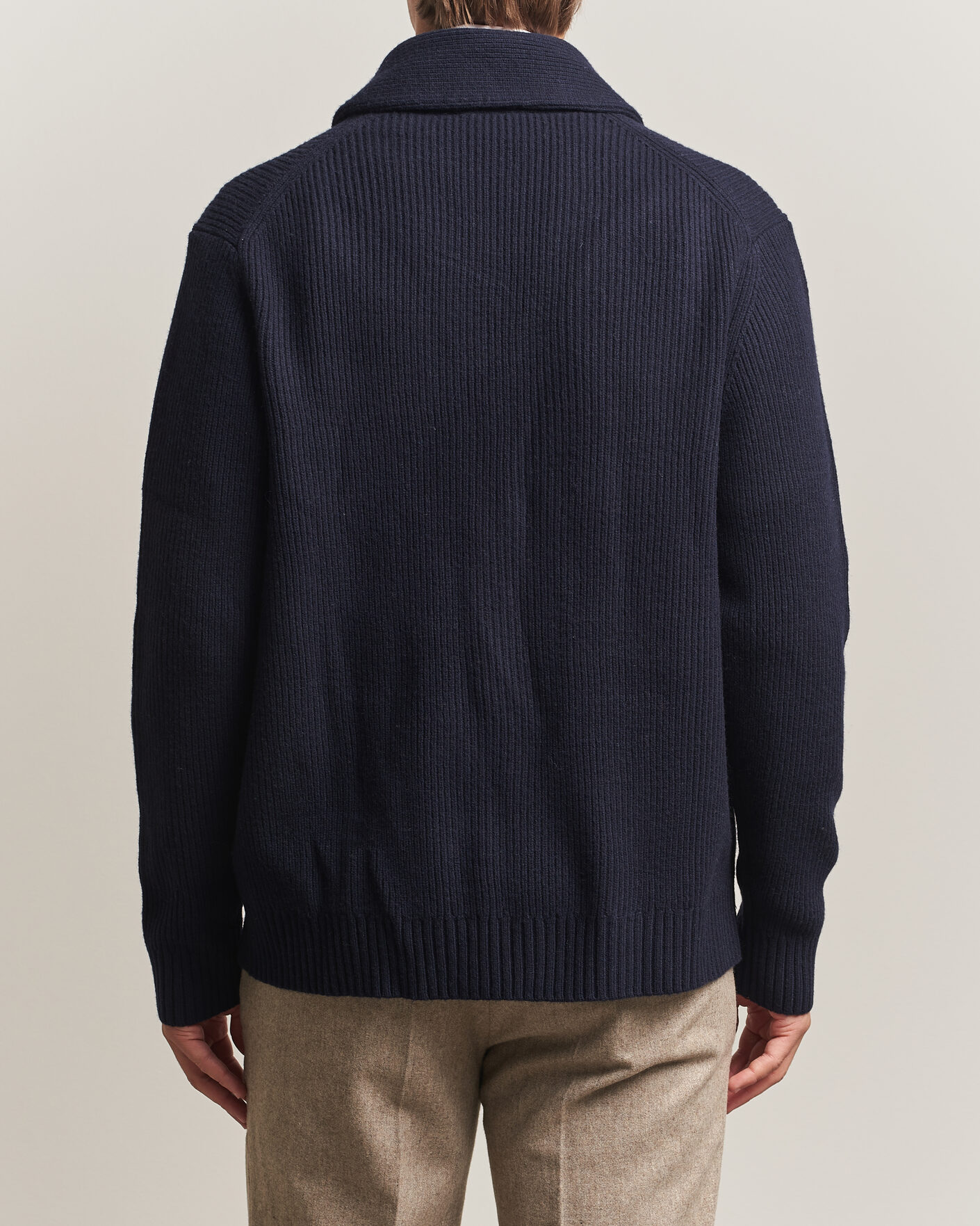 Mies | Puserot | Charles Tyrwhitt | Chunky Merino Shawl Neck Cardigan Navy