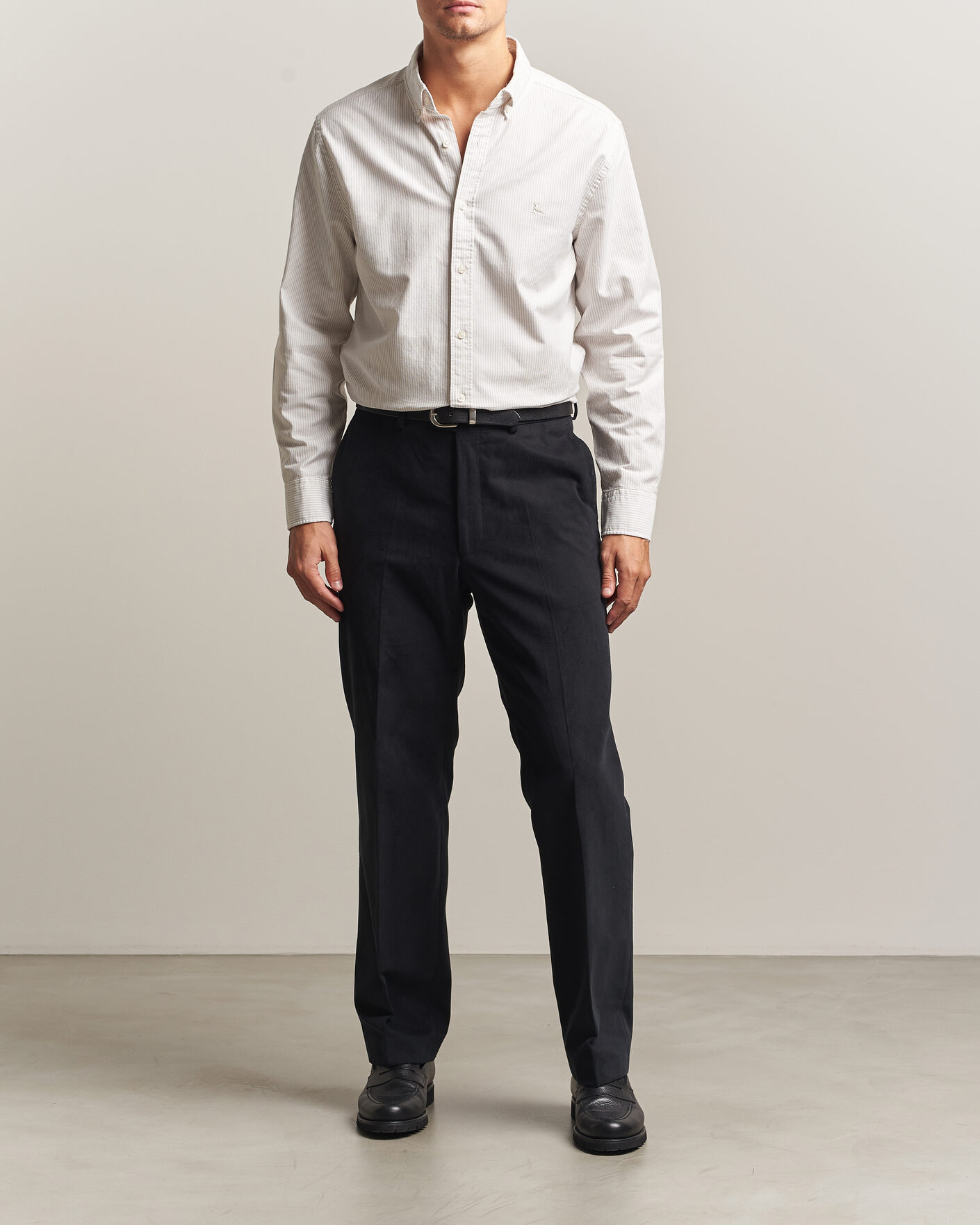 Mies | Kauluspaidat | Charles Tyrwhitt | Button Down Stretch Oxford Shirt Stone