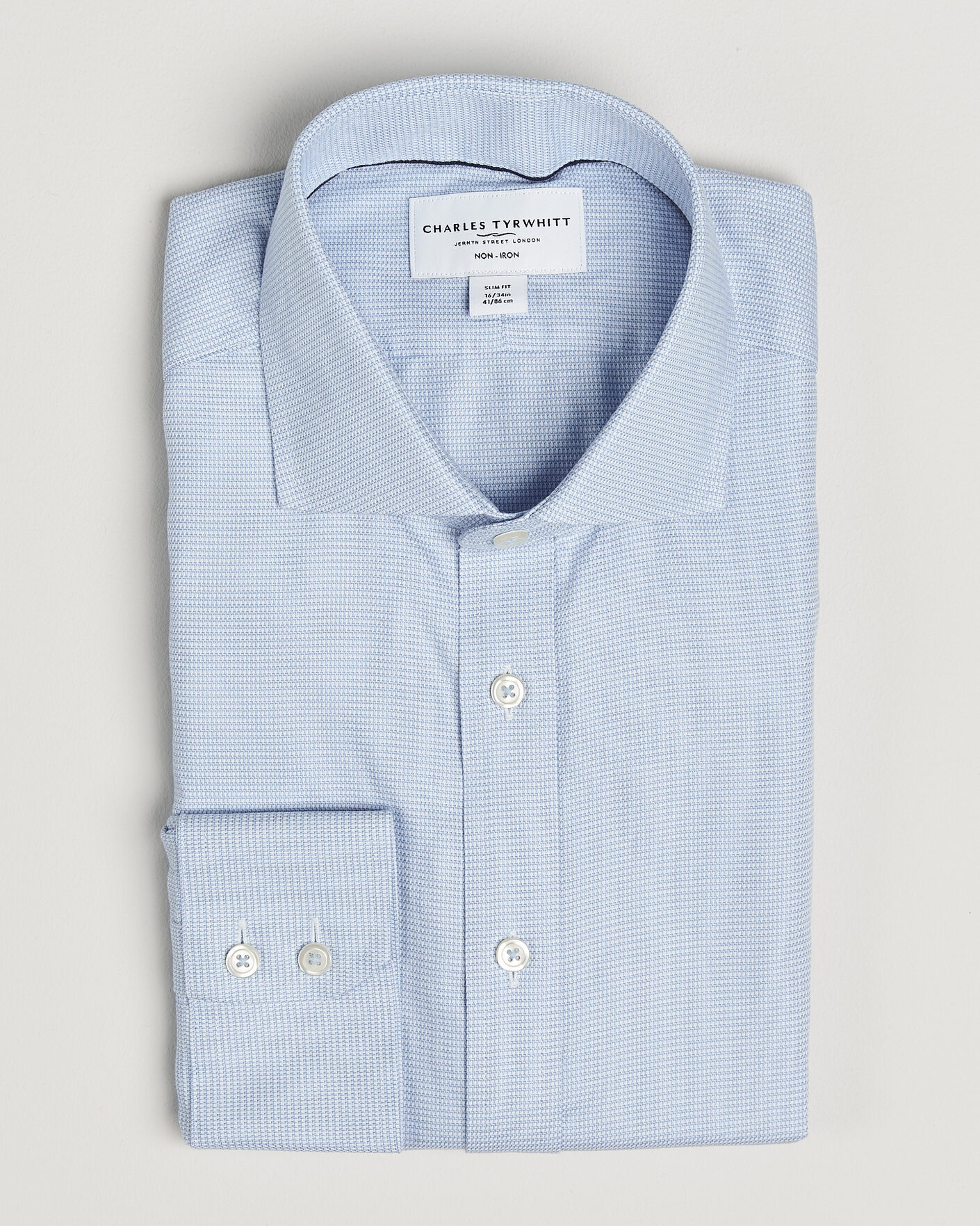 Mies | Kauluspaidat | Charles Tyrwhitt | Slim Fit Non Iron Trafalgar Weave Shirt Sky Blue