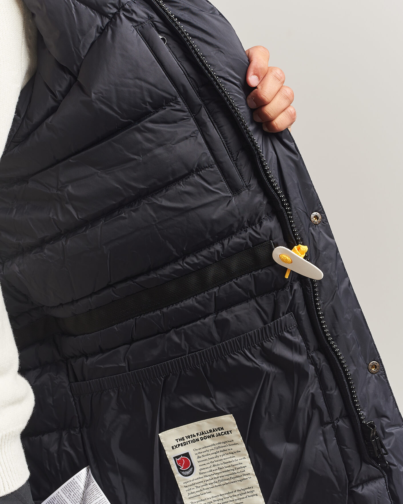 Mies | Takit | Fjällräven | Expedition Down Jacket Black