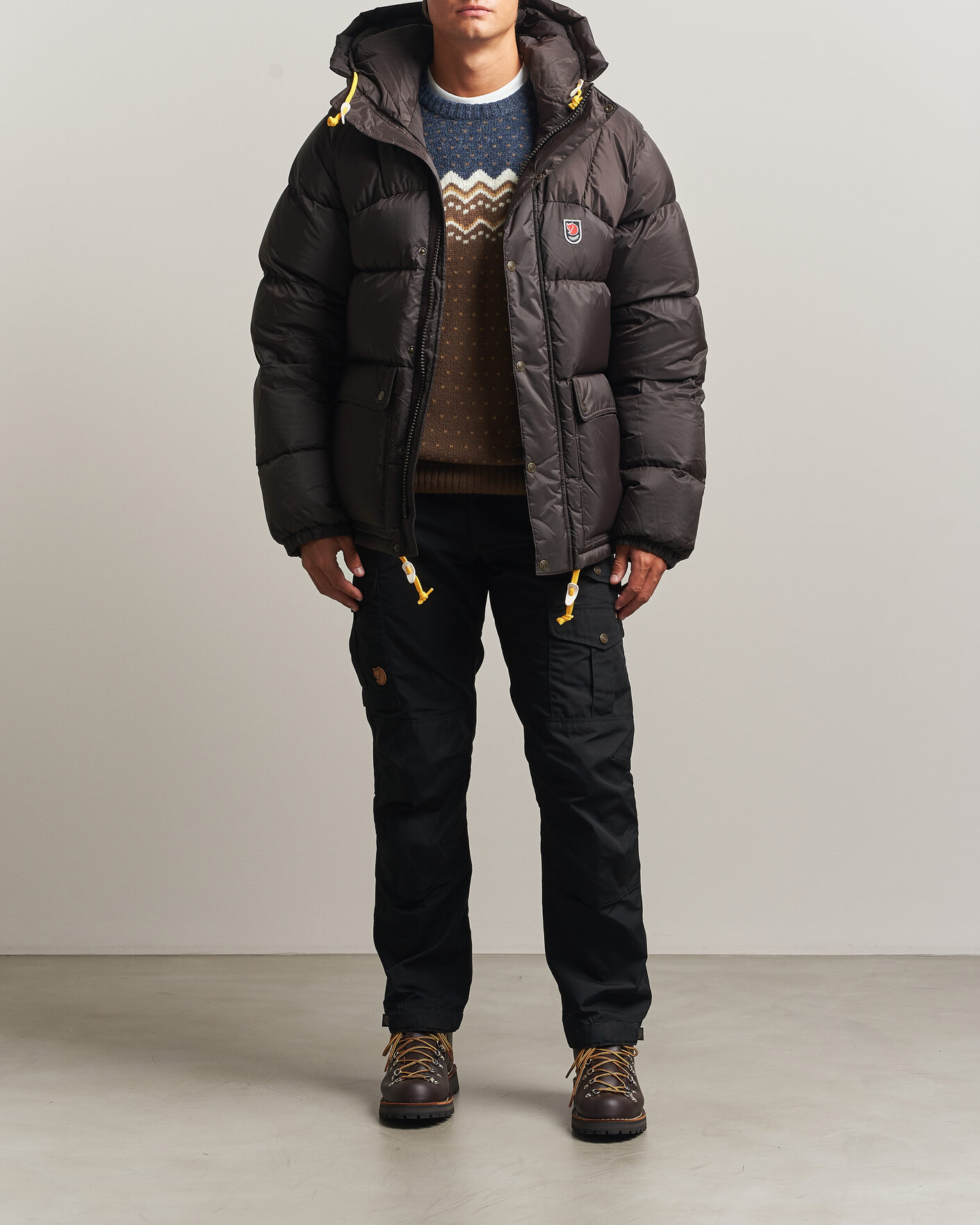 Mies | Takit | Fjällräven | Expedition Down Lite Jacket Black Oak