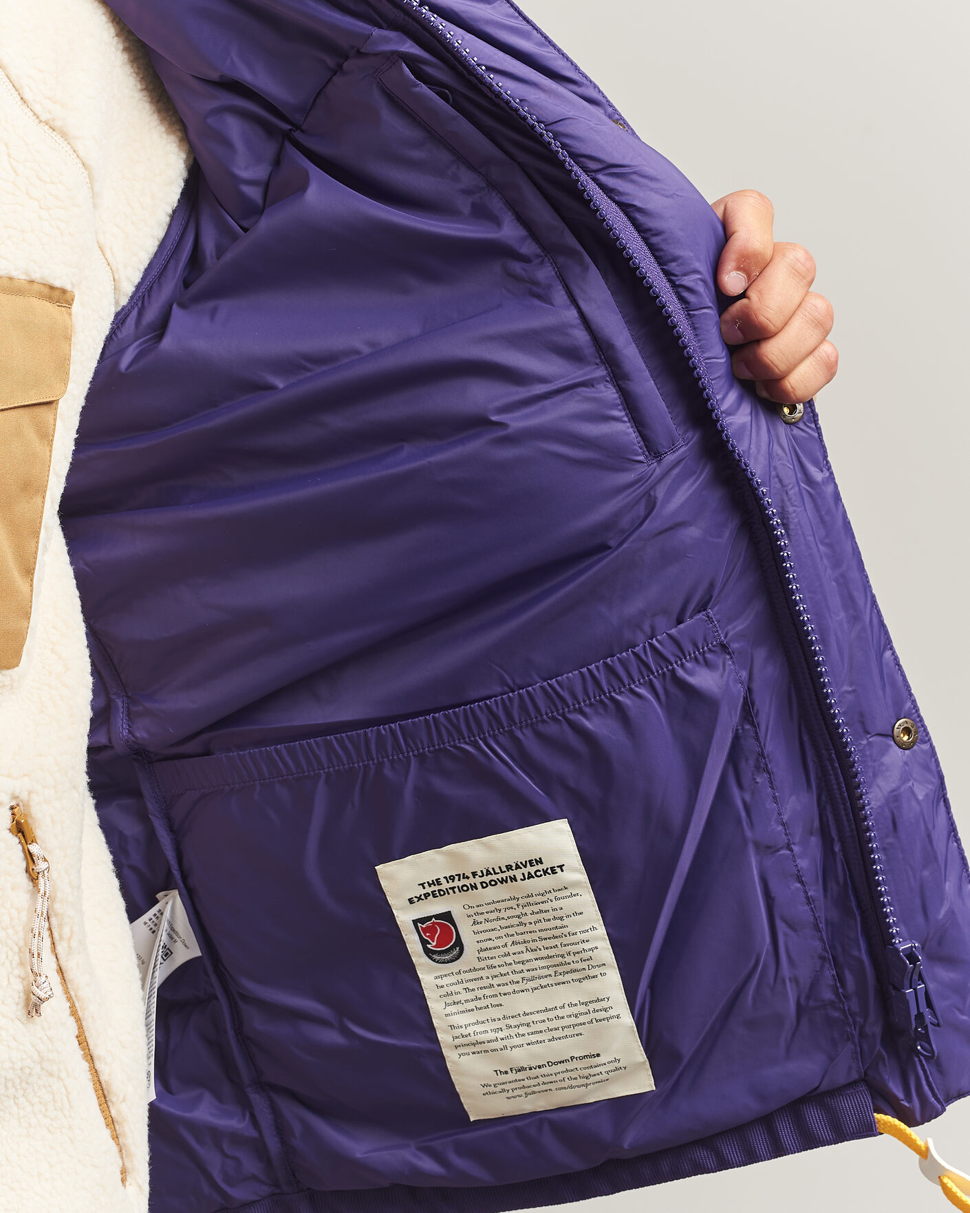 Mies | Takit | Fjällräven | Expedition Down Lite Jacket Dark Violet