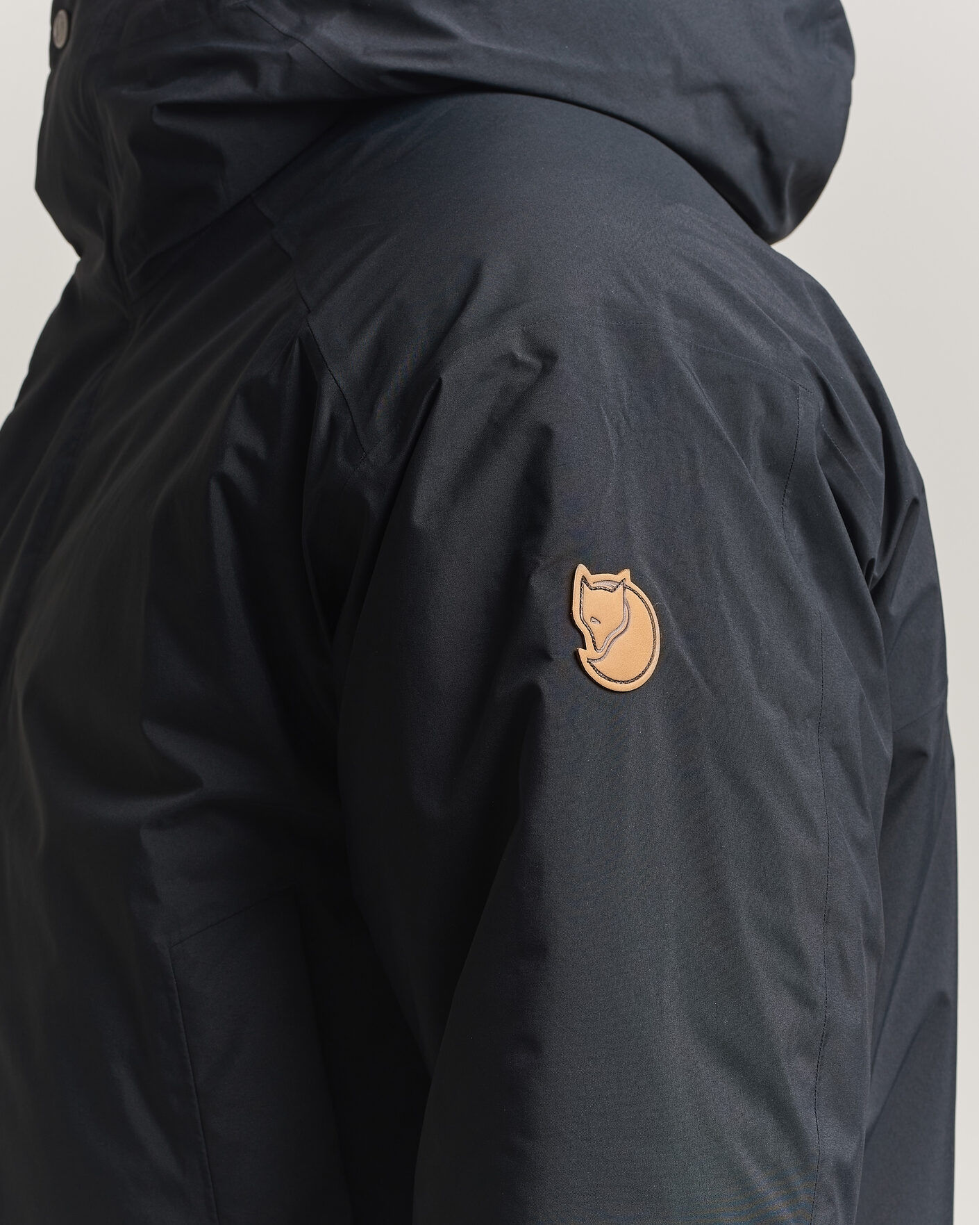 Mies | Takit | Fjällräven | Övik GORE-TEX Padded Parka Black