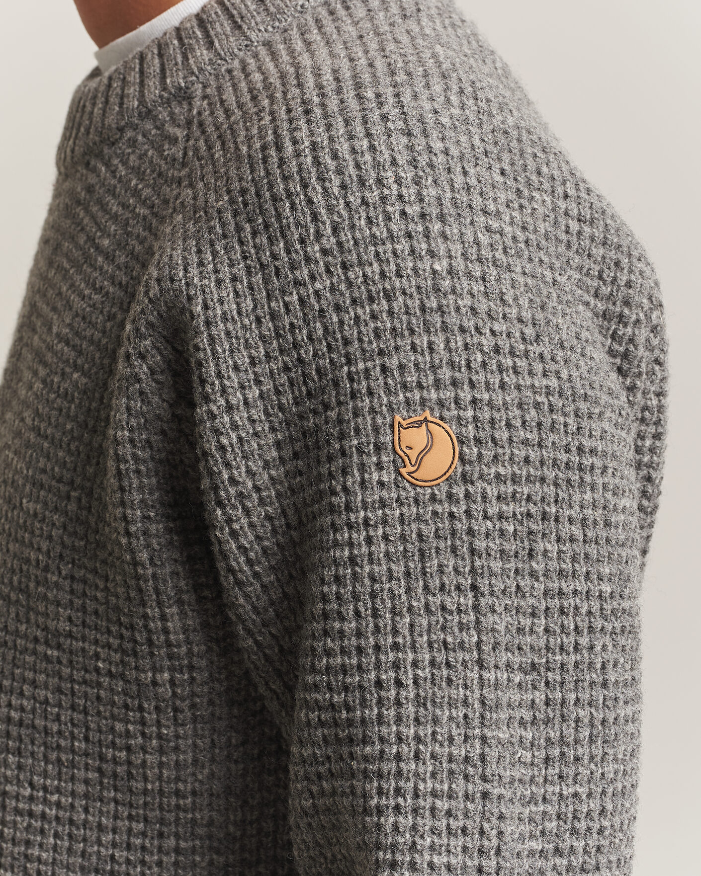 Mies | Puserot | Fjällräven | Övik Wool Waffle Knit Grey Melange