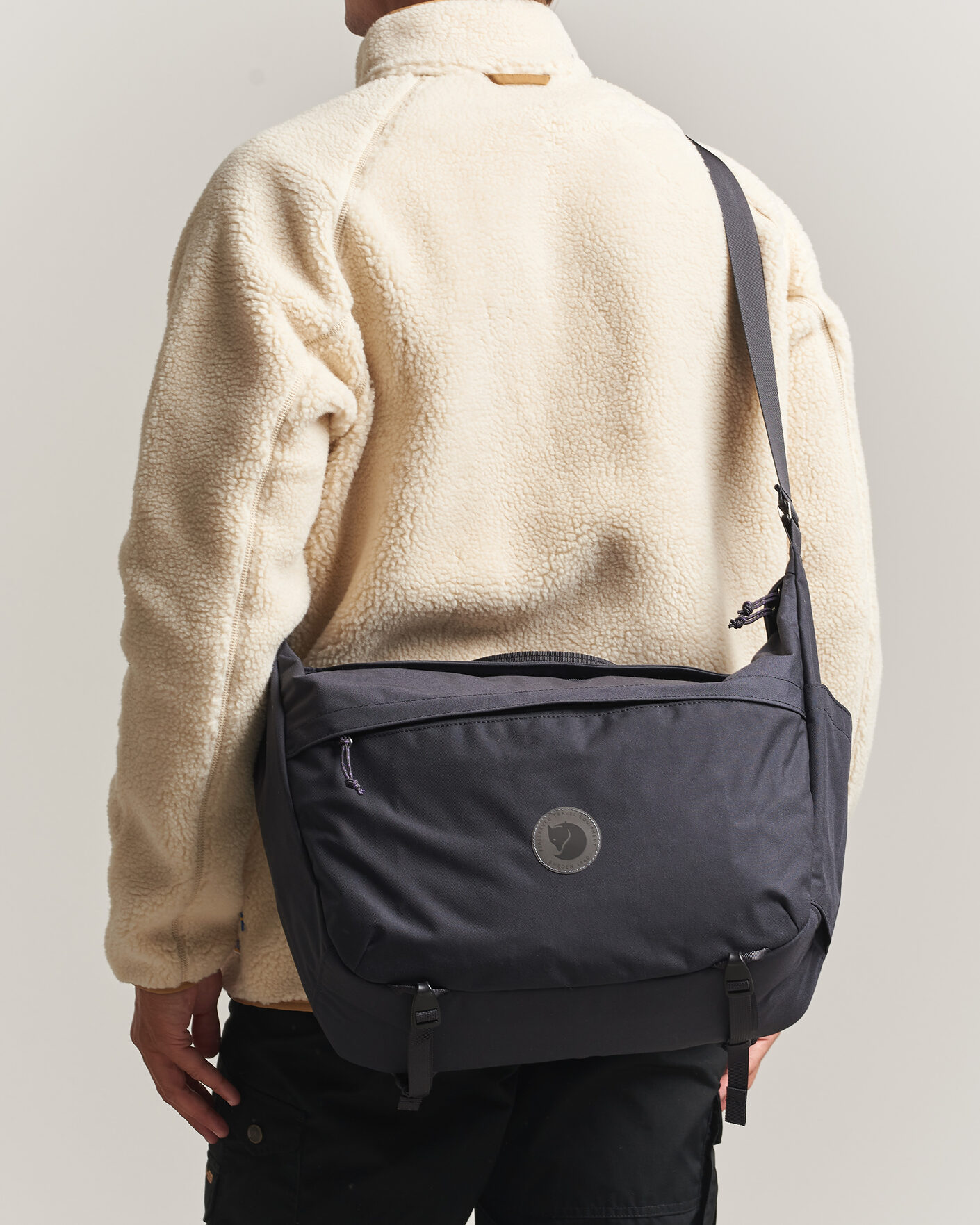 Mies | Laukut | Fjällräven | Färden Crossbody Coal Black