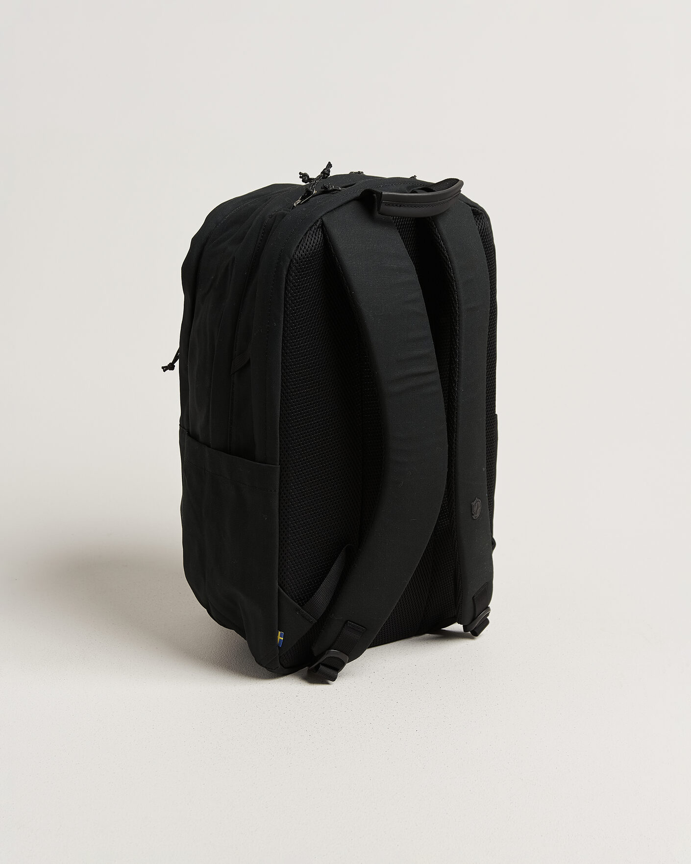 Mies | Laukut | Fjällräven | Räven 28 Backpack Black/Black