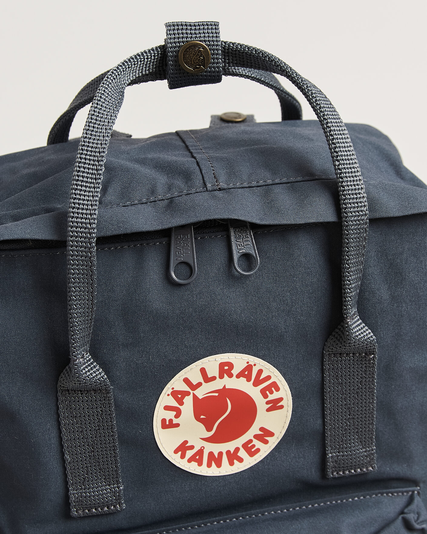 Mies | Laukut | Fjällräven | Kånken Graphite