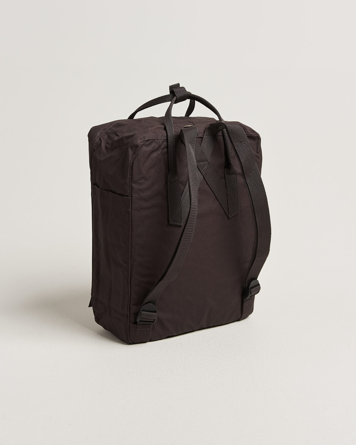 Mies | Laukut | Fjällräven | Kånken Black Oak