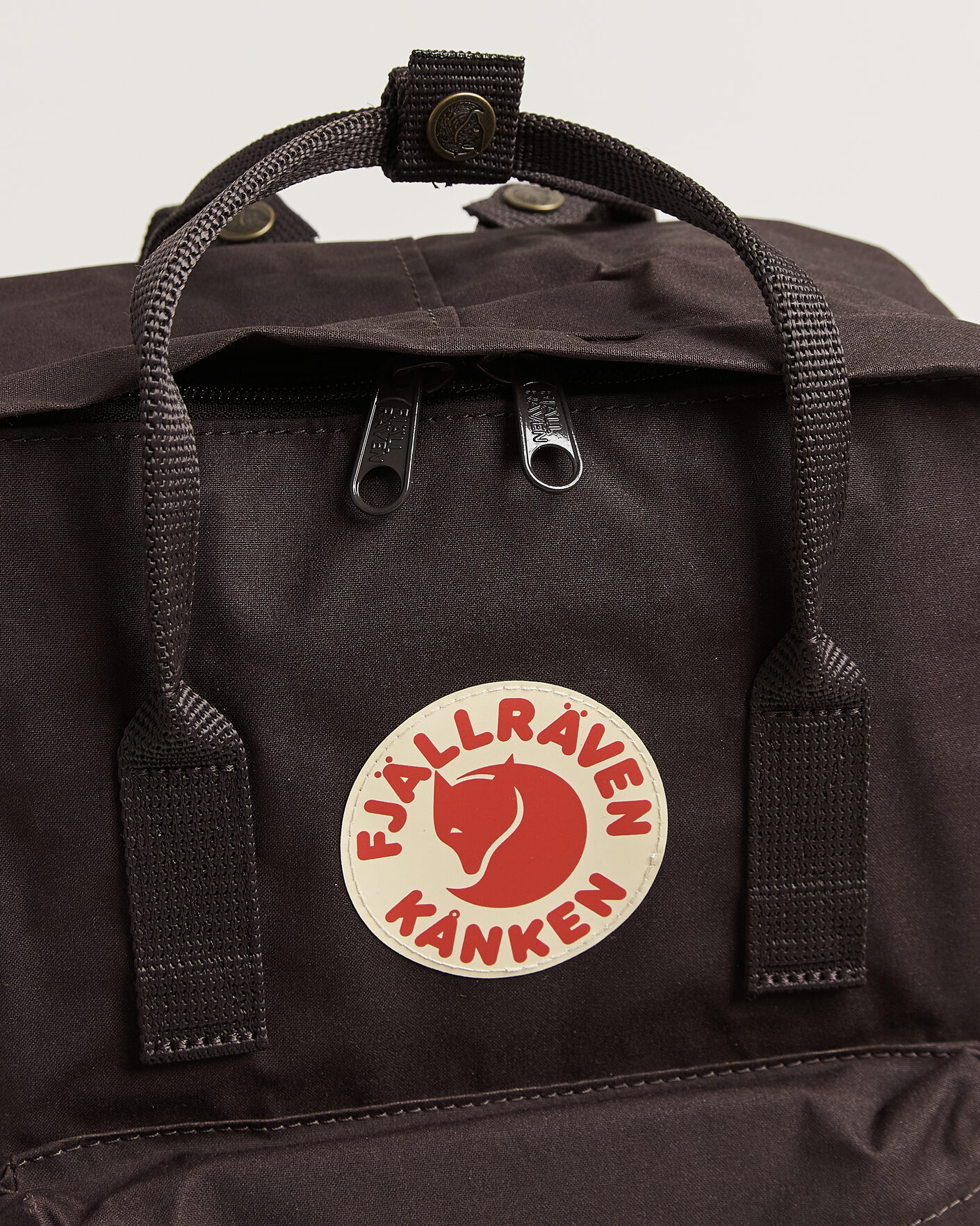 Mies | Laukut | Fjällräven | Kånken Black Oak
