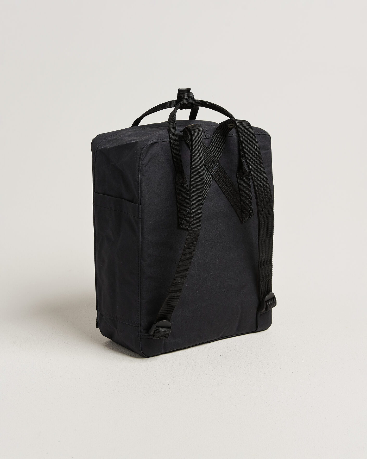 Mies | Laukut | Fjällräven | Kånken Black