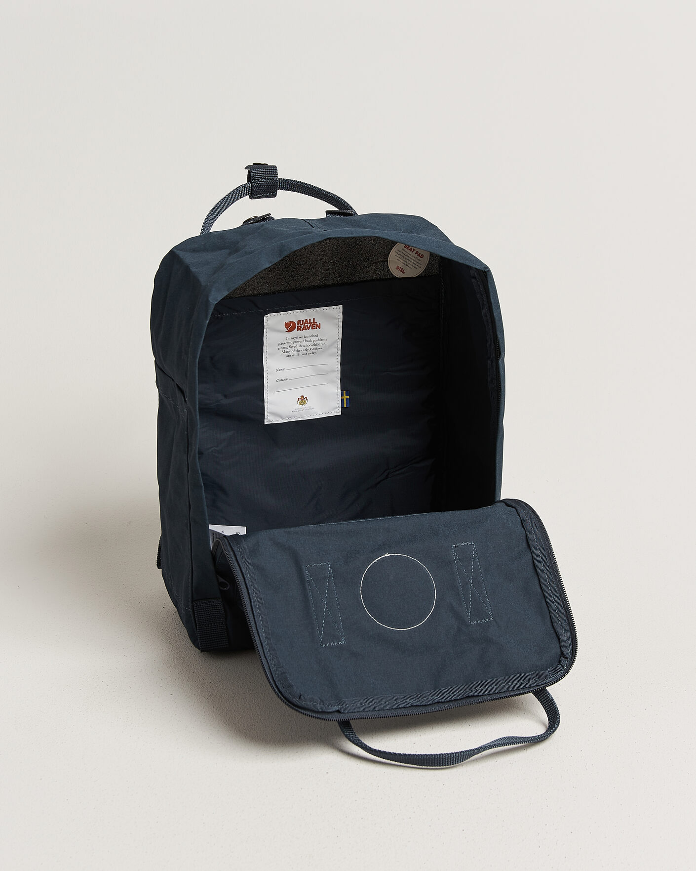 Mies | Laukut | Fjällräven | Kånken Navy